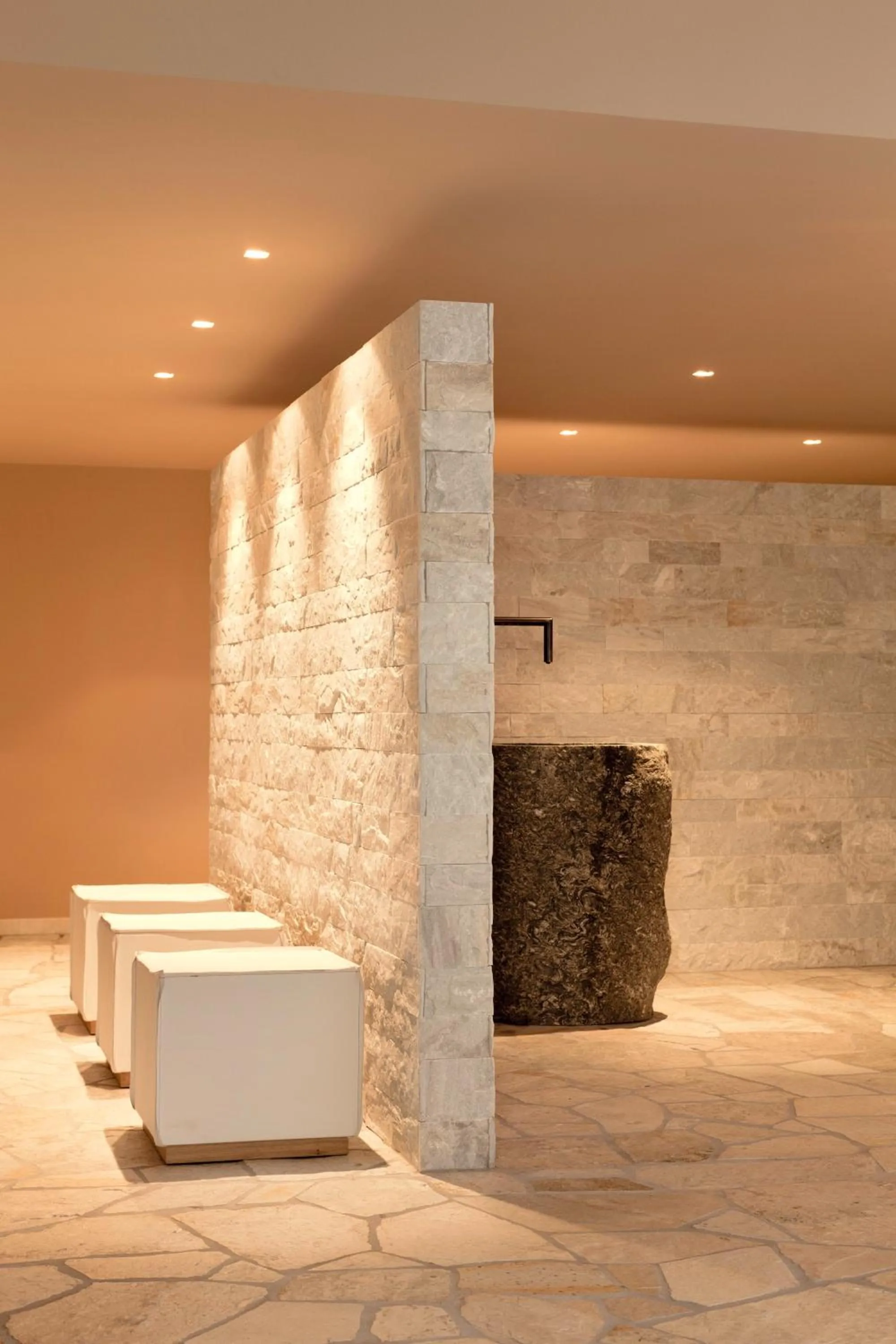 Sauna in COMO Alpina Dolomites