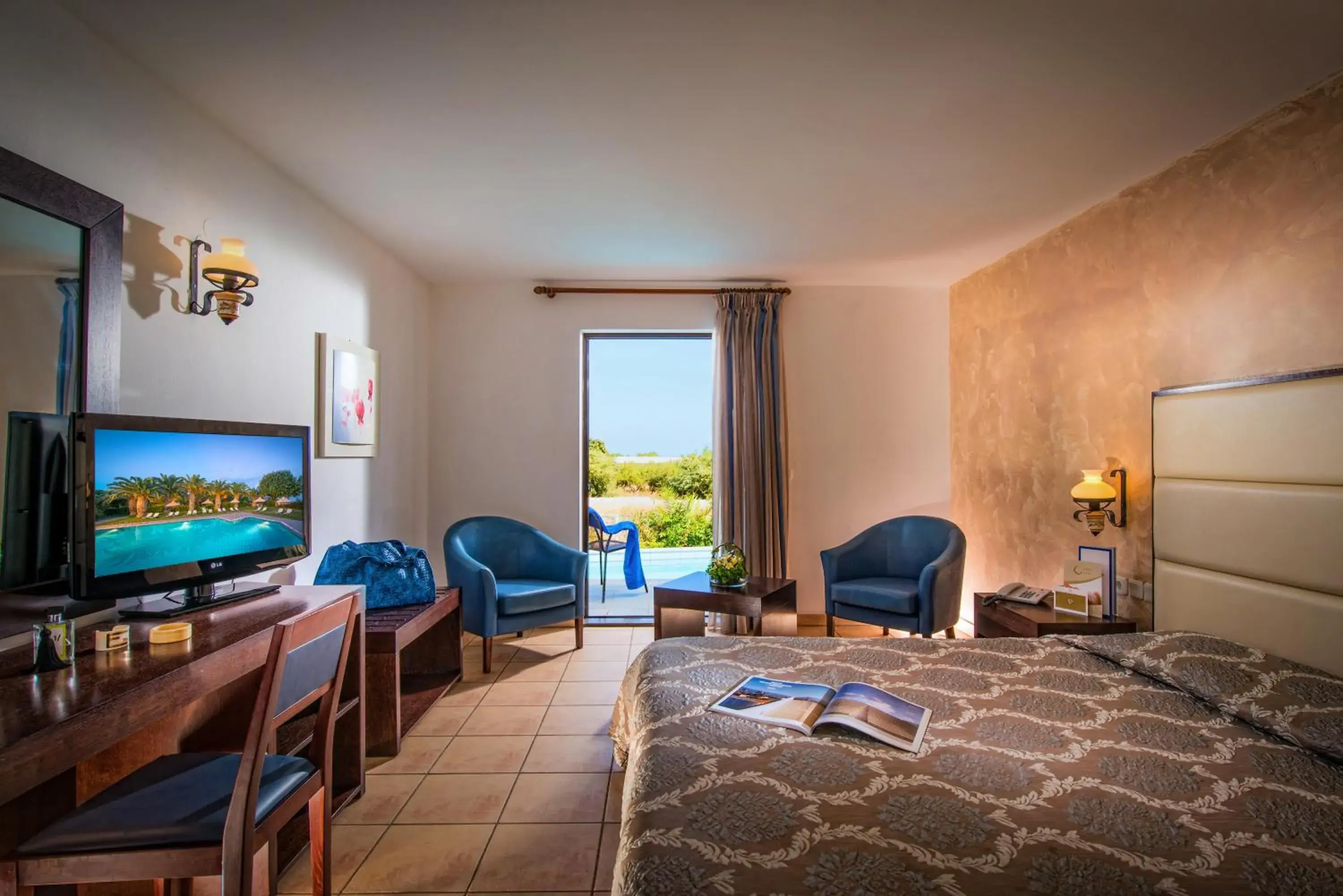 Bed in Hersonissos Maris Bed in Hersonissos Maris