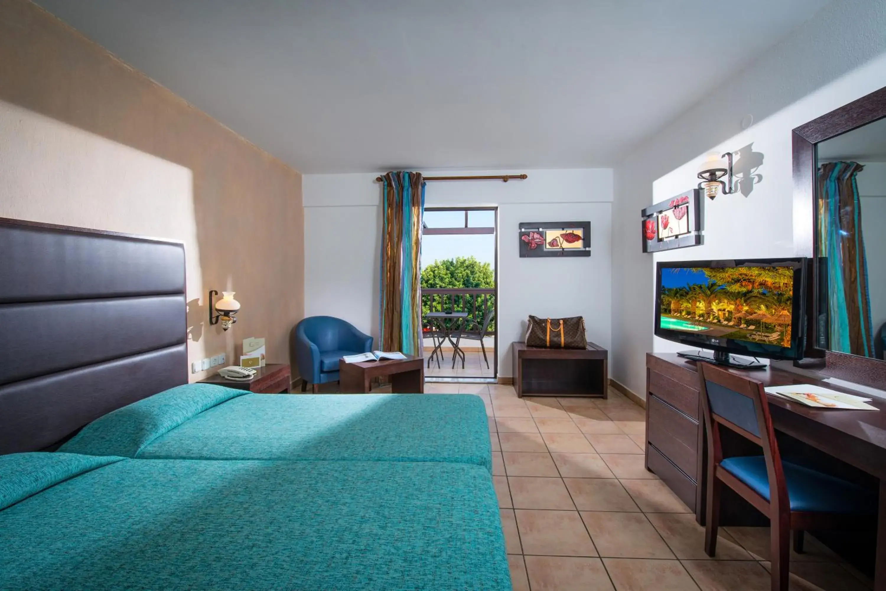 Bed in Hersonissos Maris Bed in Hersonissos Maris