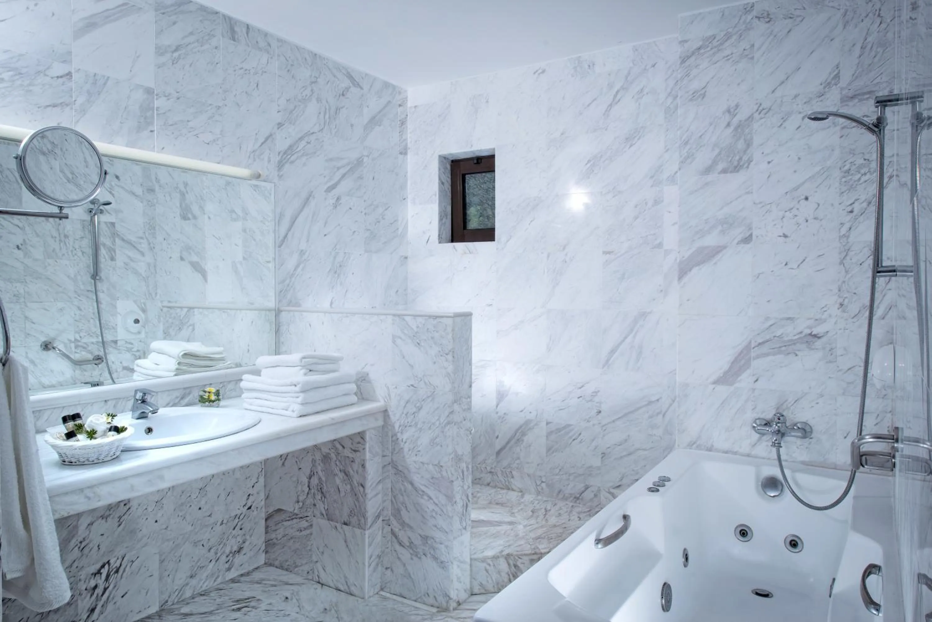 Bathroom in Hersonissos Maris