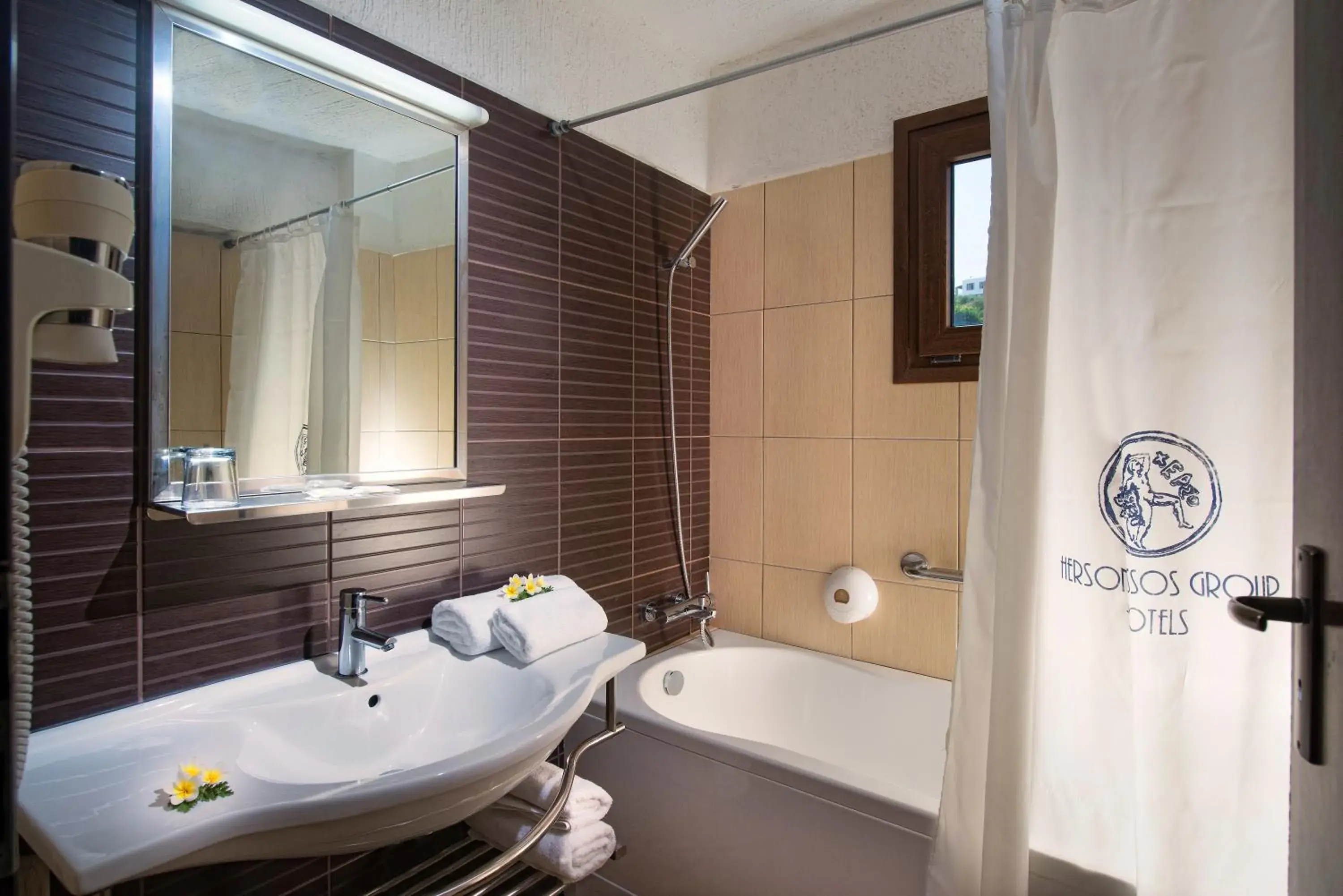 Standard Room with Side Sea View in Hersonissos Maris Standard Room with Side Sea View in Hersonissos Maris