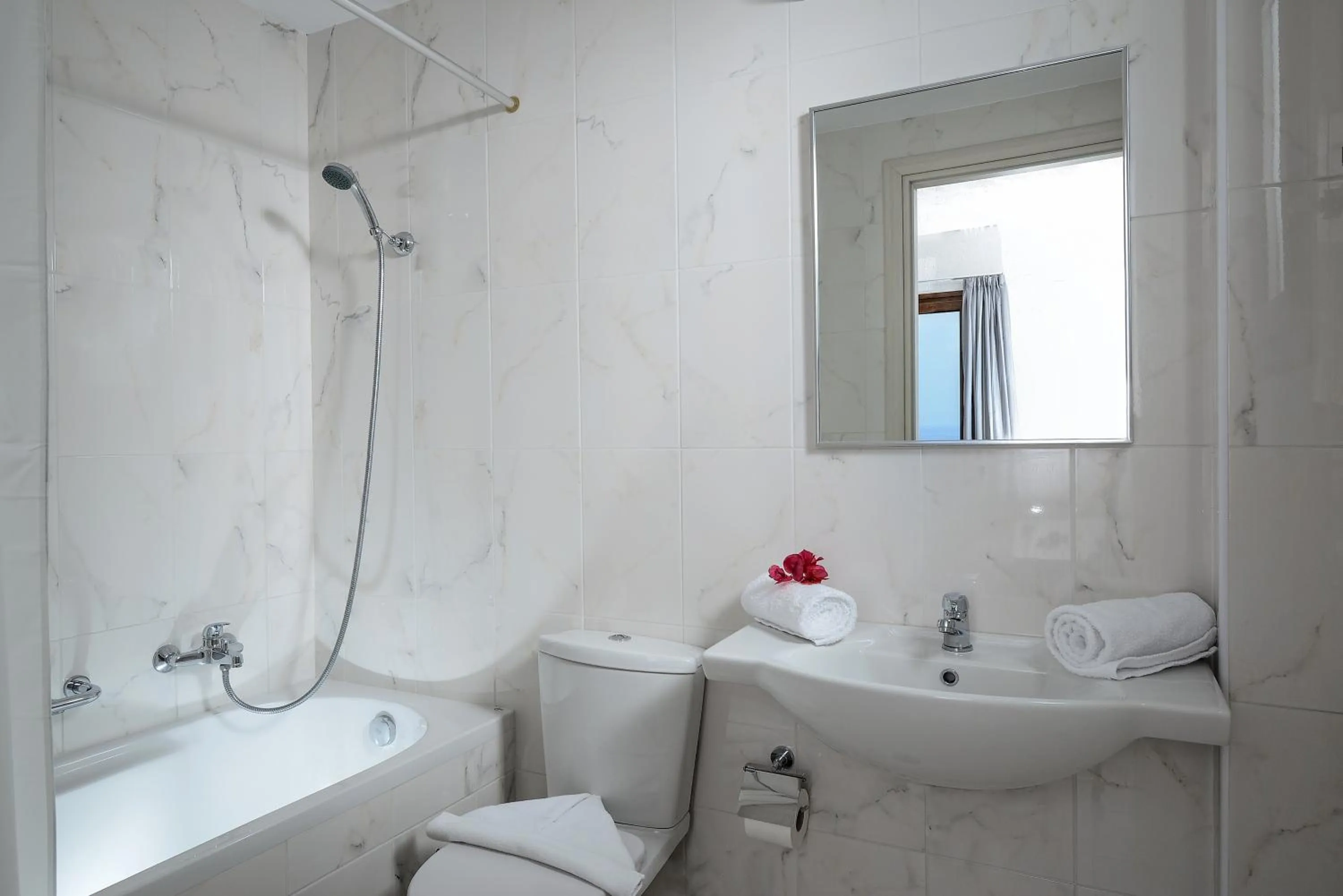 Bathroom in Hersonissos Village Hotel & Bungalows