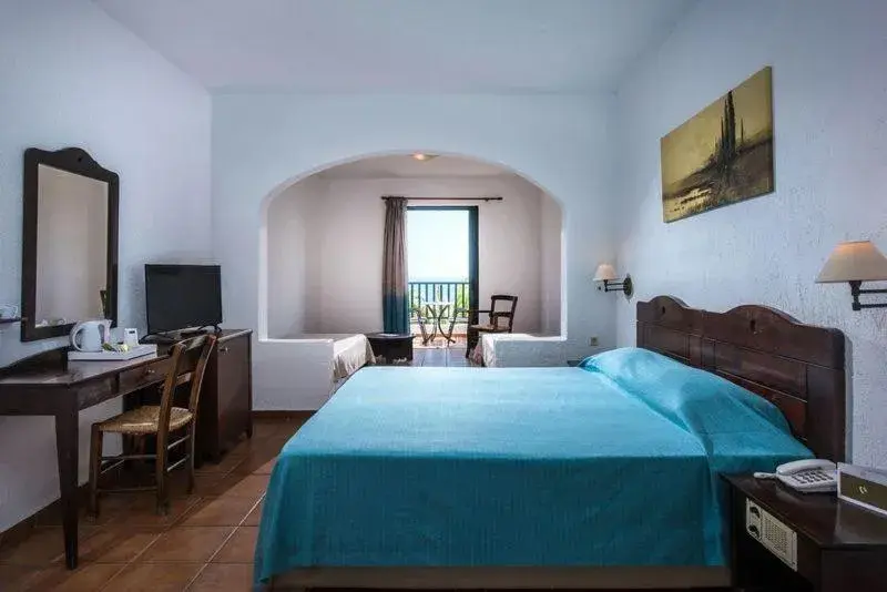 Bed in Hersonissos Village Hotel & Bungalows Bed in Hersonissos Village Hotel & Bungalows