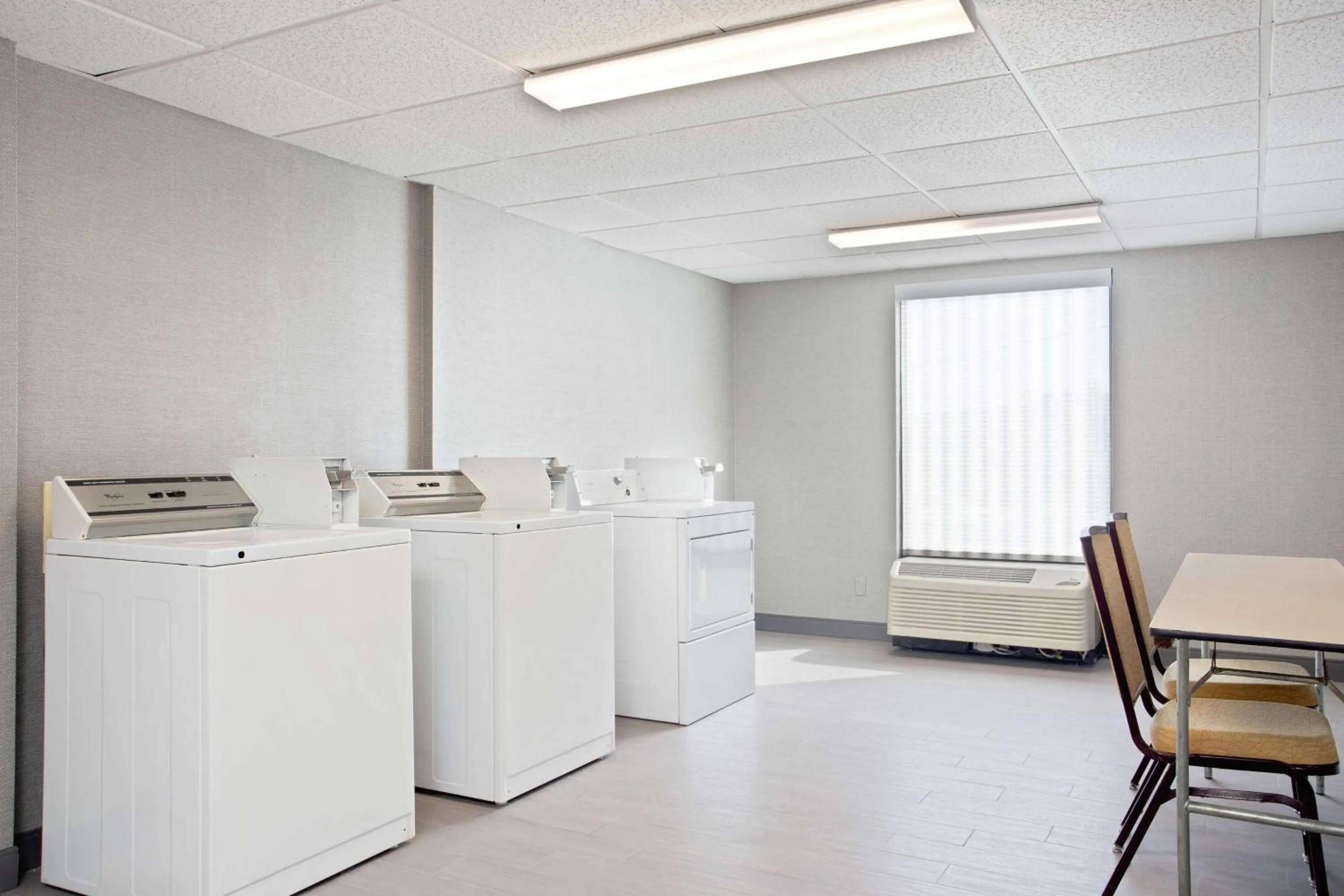 Property building in Hampton Inn & Suites Orlando International Drive North