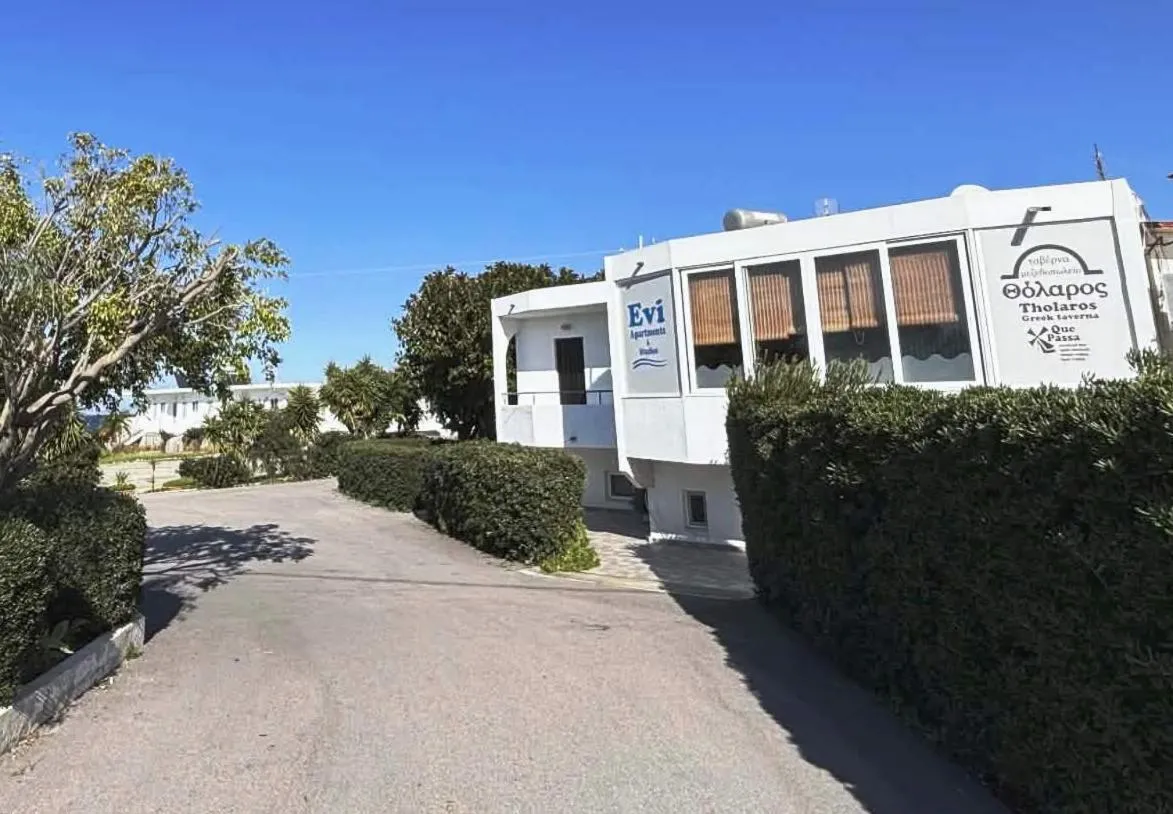 Evi Apartments And Studios