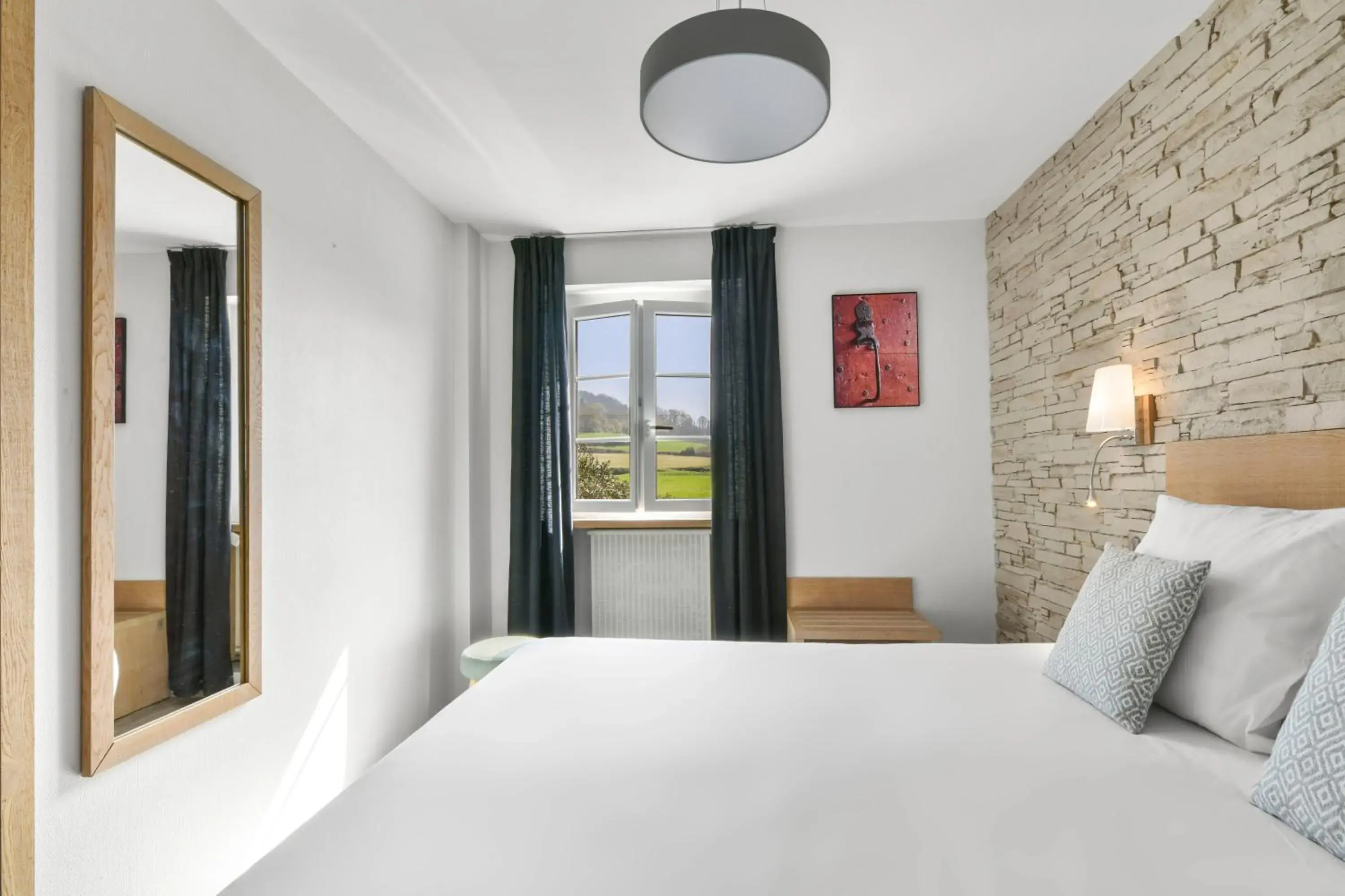 Bedroom, Bed in Logis Auberge du Relais - Hôtel & Restaurant Bedroom, Bed in Logis Auberge du Relais - Hôtel & Restaurant