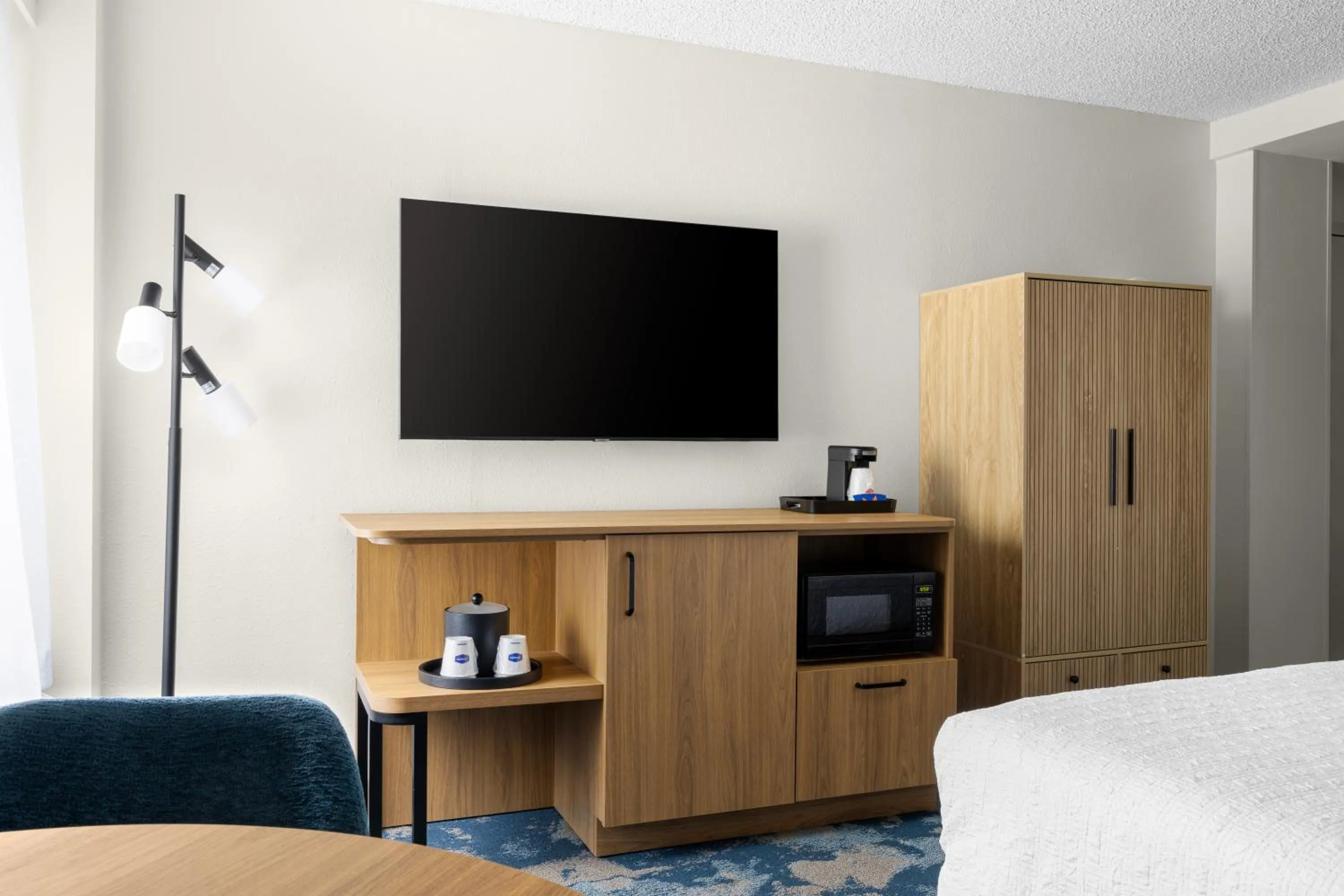 TV and multimedia, Bed in Hampton Inn Miami-Airport West