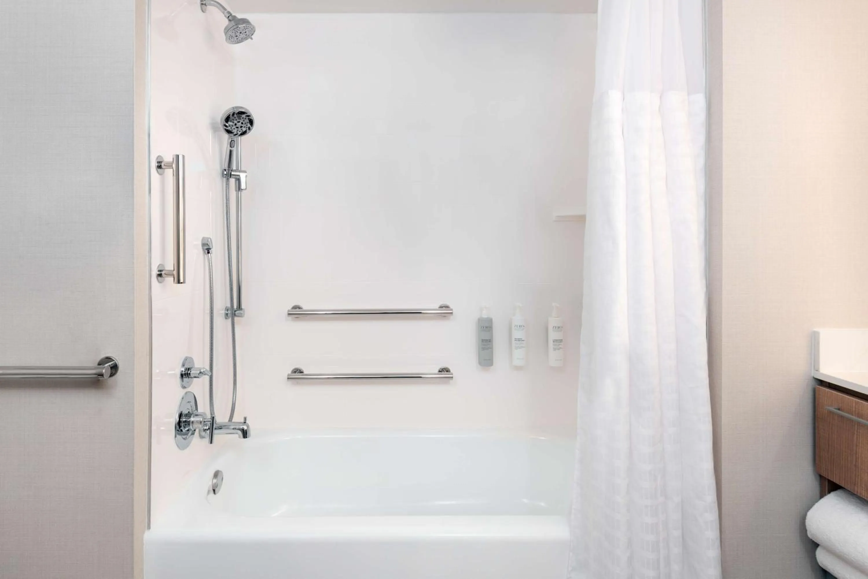 Bathroom in Homewood Suites by Hilton Orlando-Nearest to Universal Studios