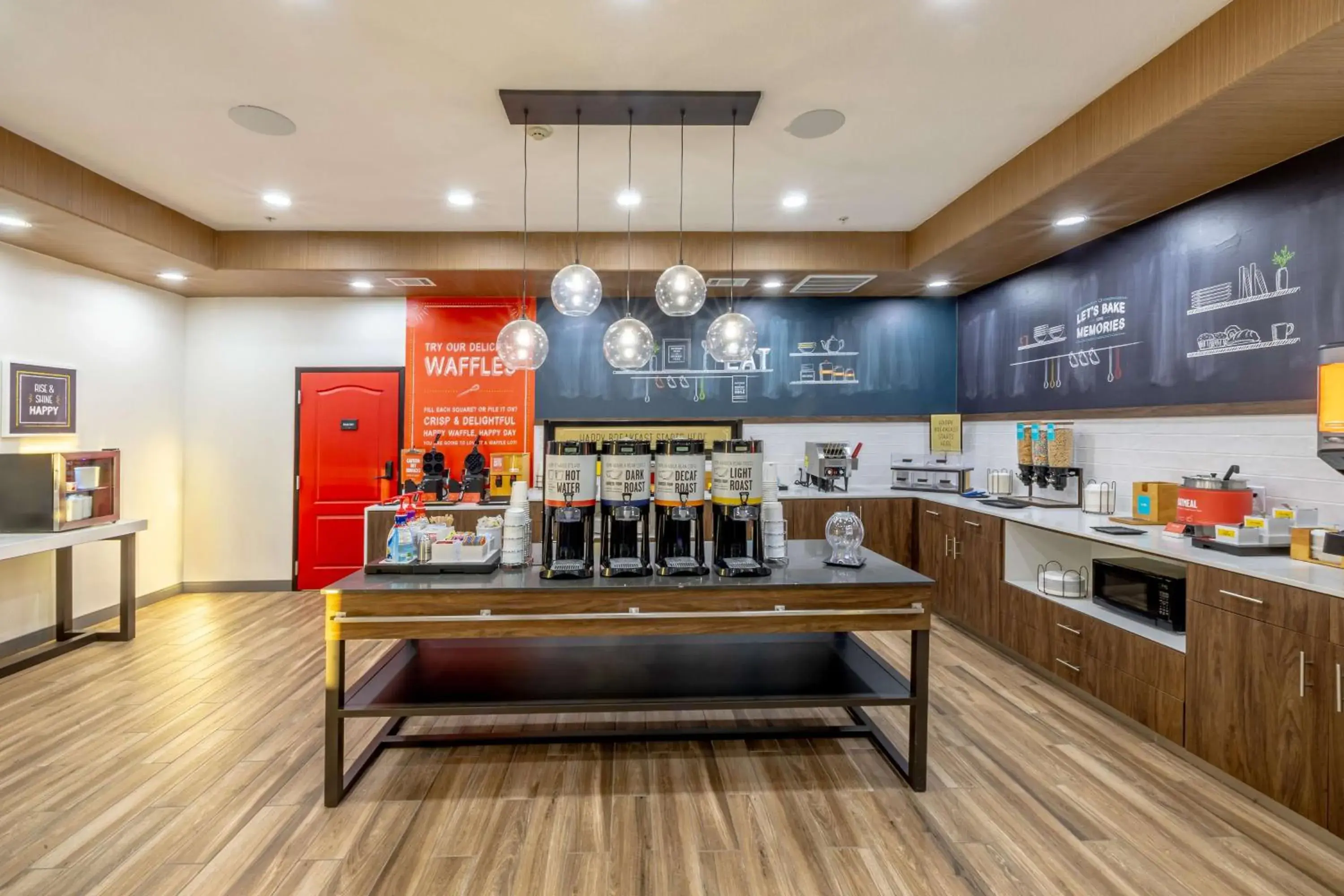 Breakfast in Hampton Inn & Suites Cleburne Breakfast in Hampton Inn & Suites Cleburne