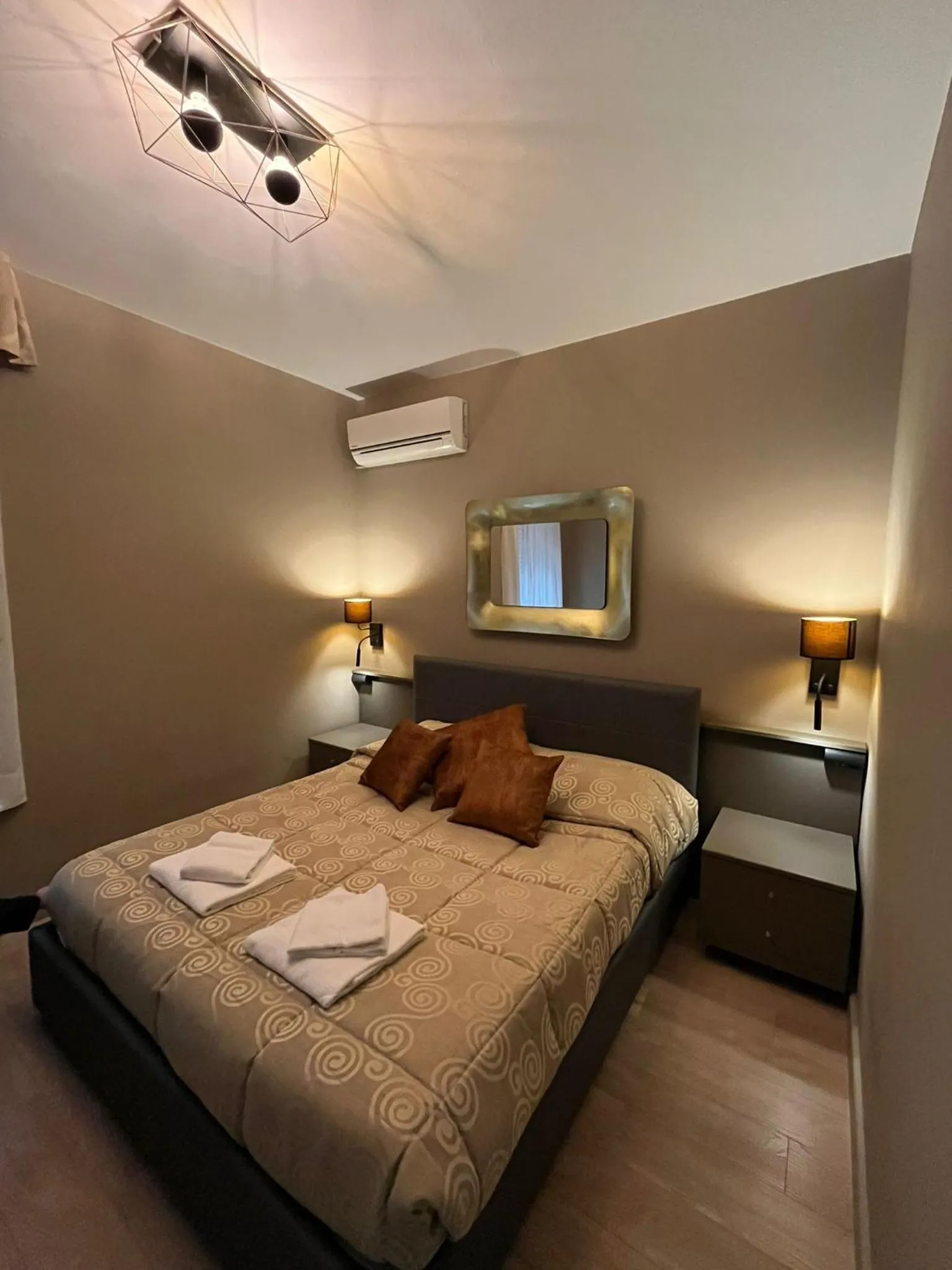 Bedroom, Bed in Hotel Roma