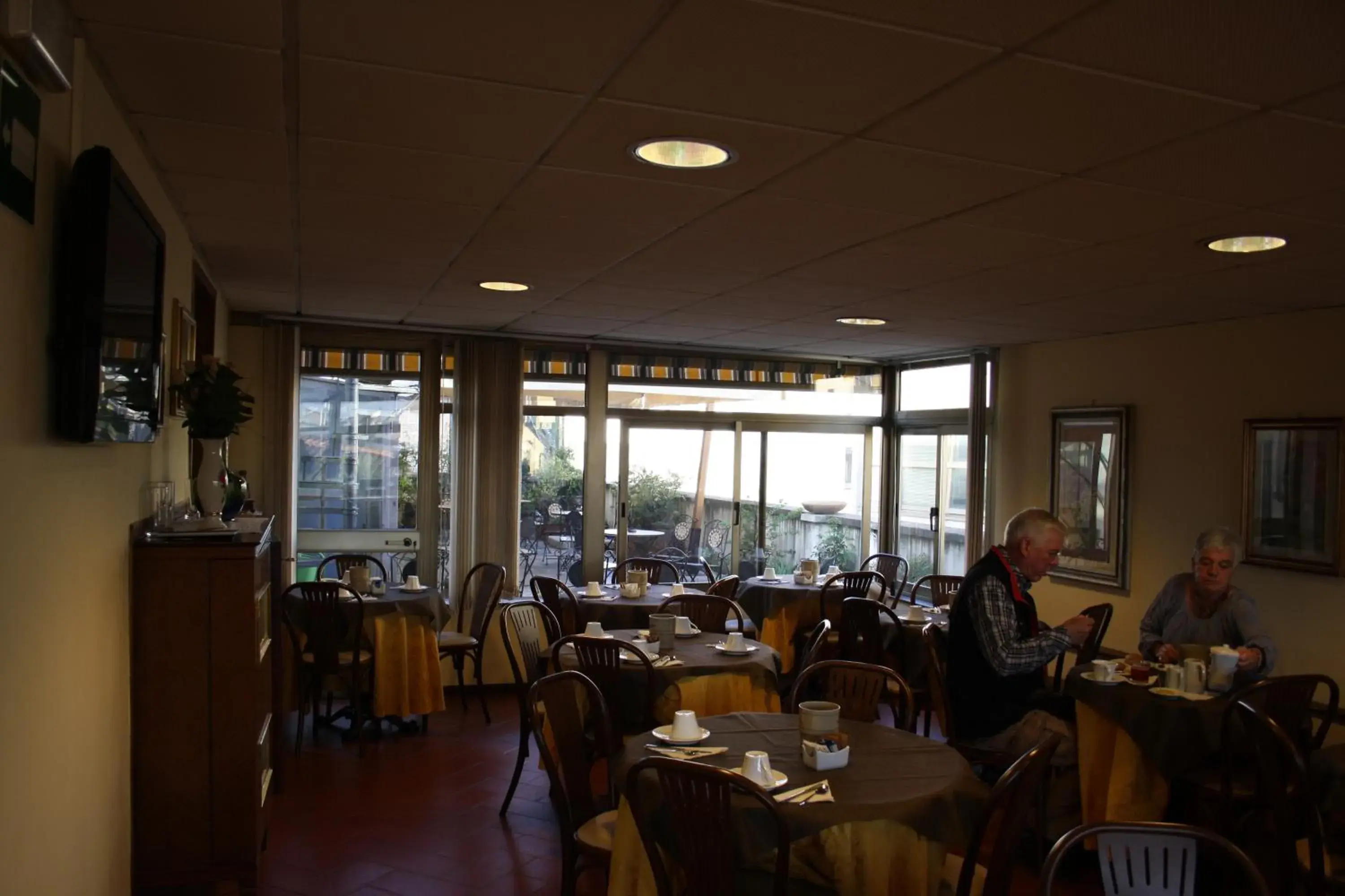 Restaurant/places to eat in Hotel Bodoni Restaurant/places to eat in Hotel Bodoni