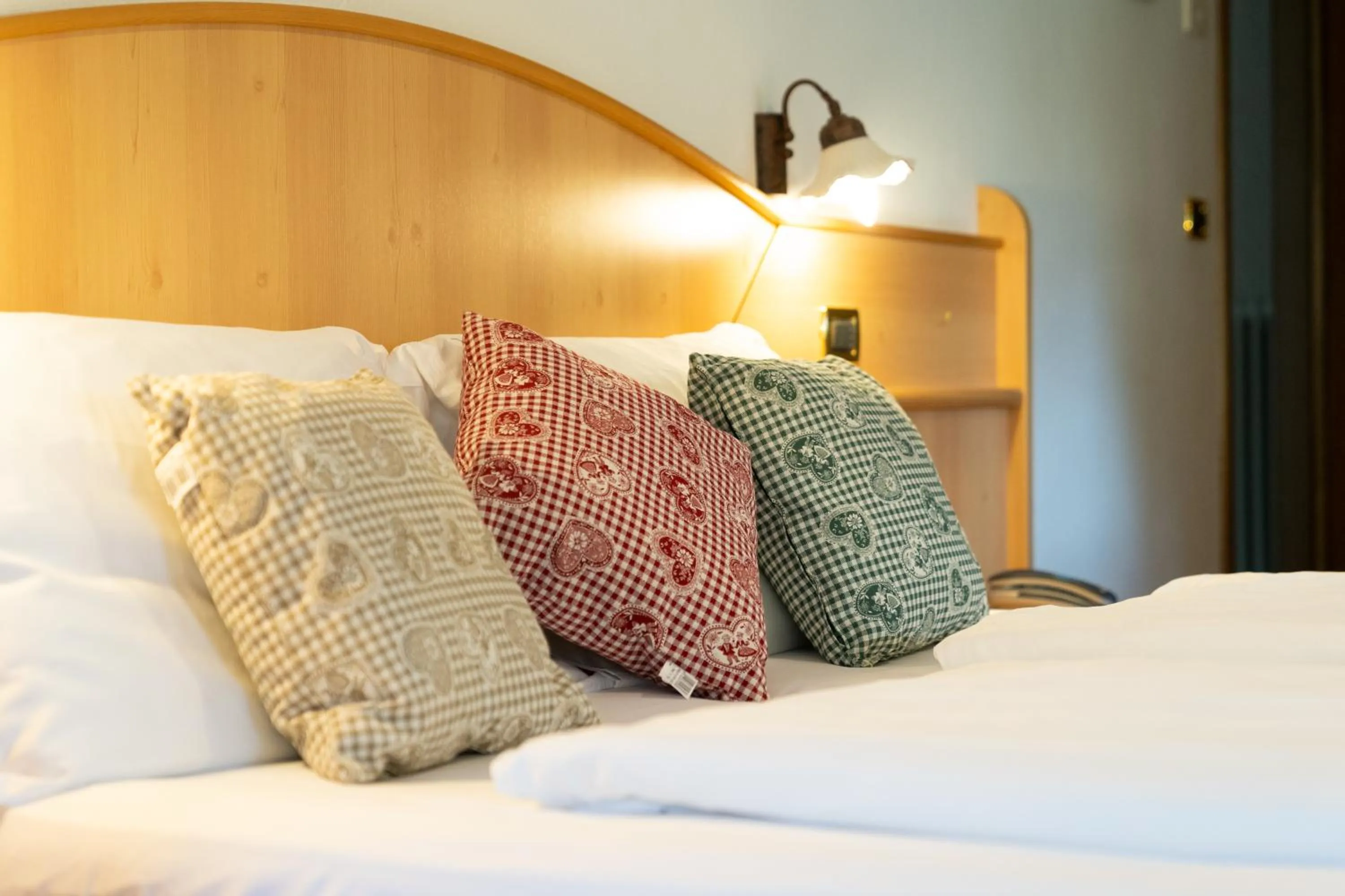 Bed in Latemar - Hotel Suites Spa