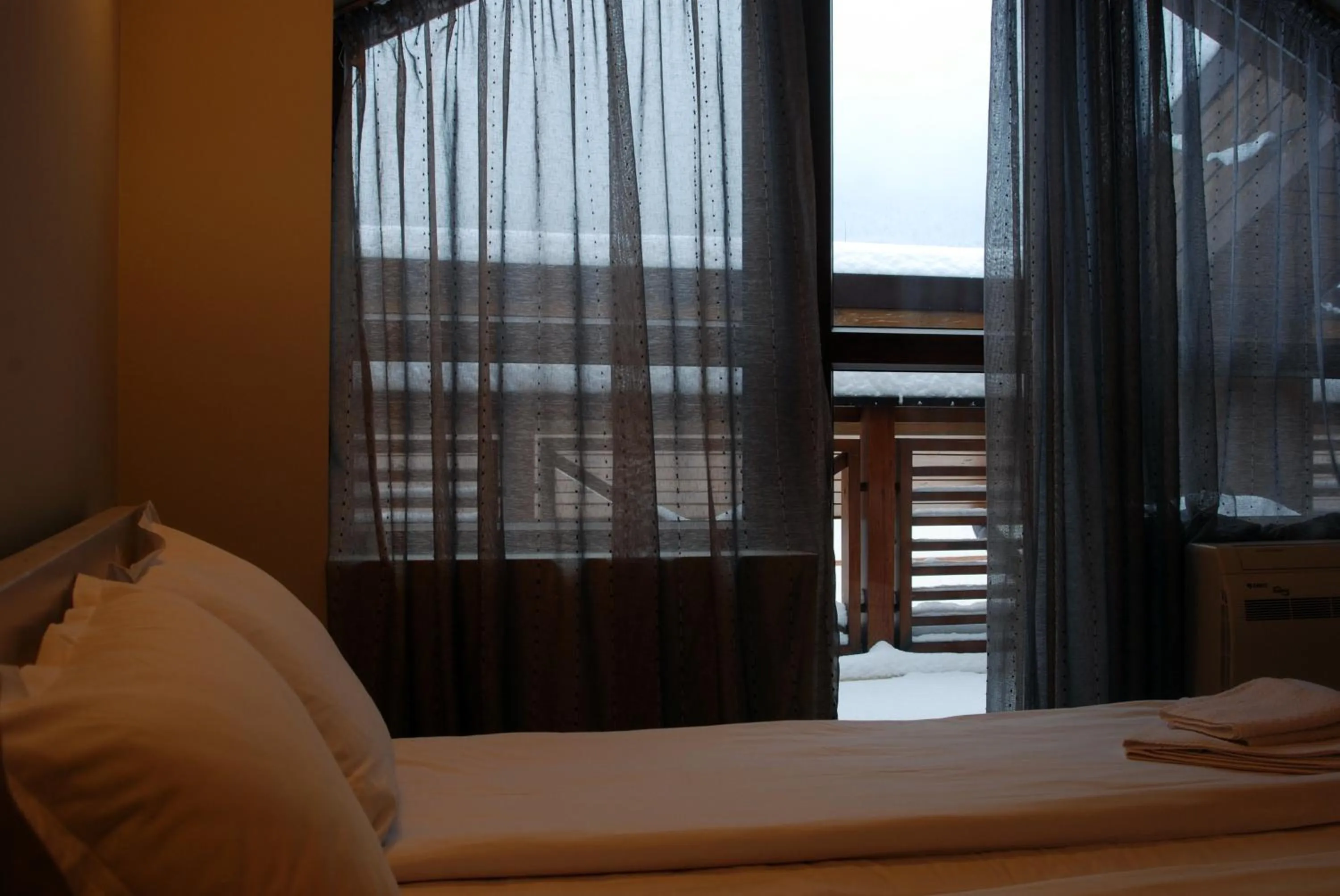 Photo of the whole room, Bed in White Lavina - Ski, Bike, Hike