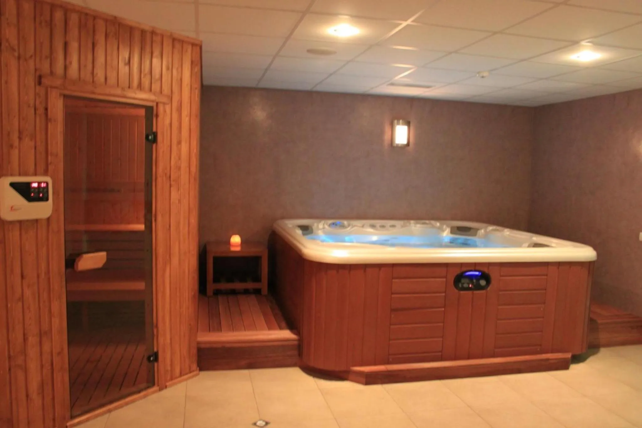 Hot Tub in White Lavina - Ski, Bike, Hike