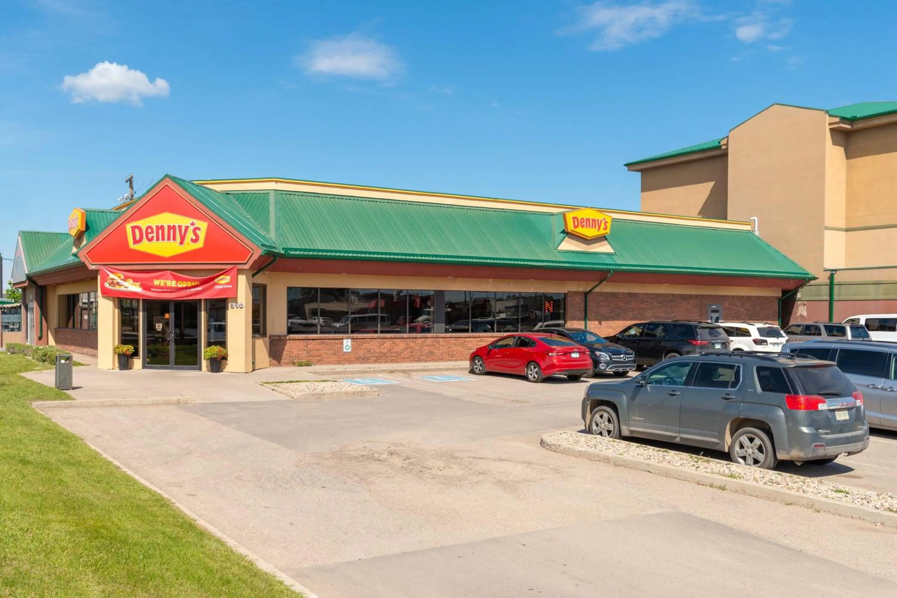 Restaurant/places to eat in Sandman Hotel Saskatoon