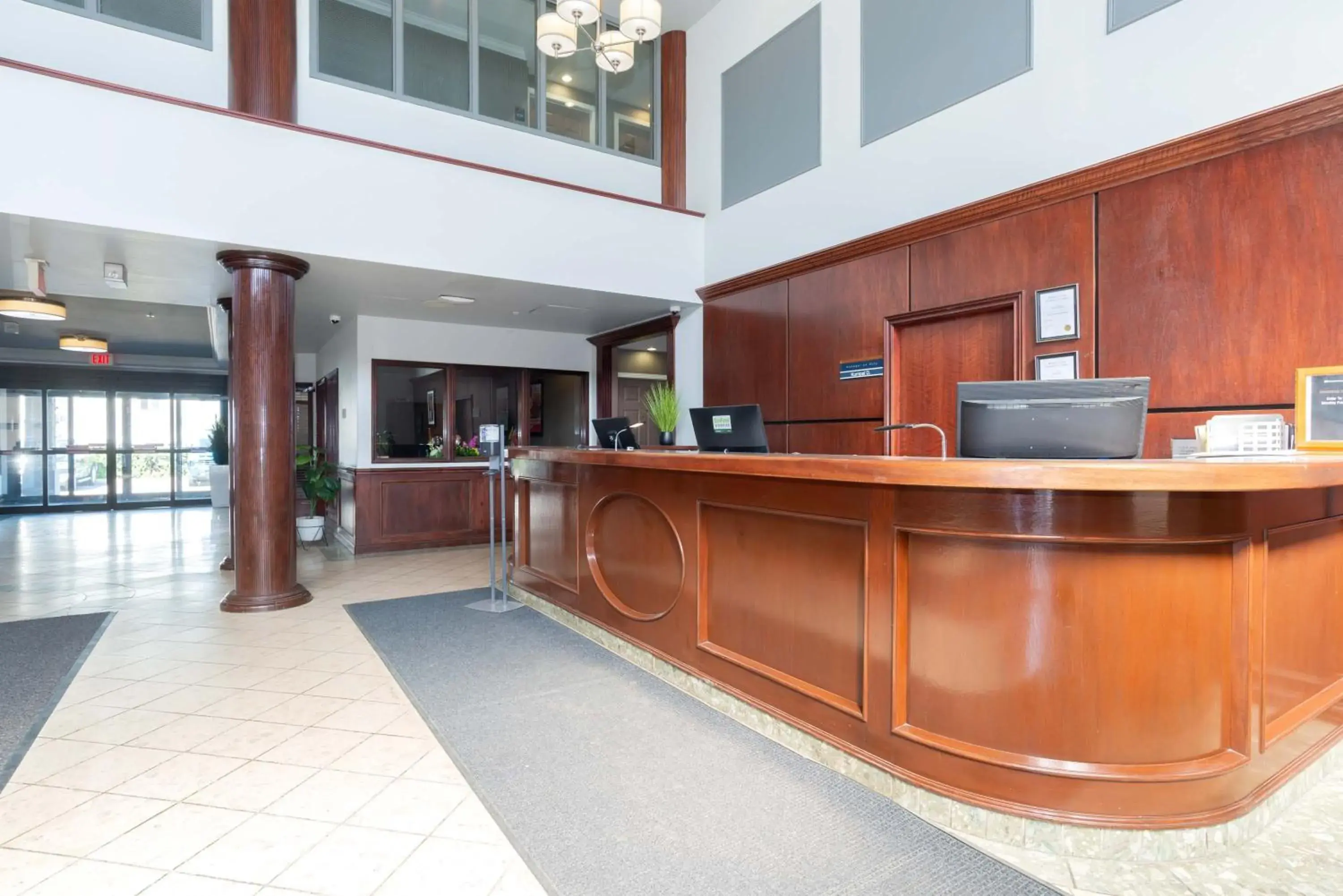 Facade/entrance in Sandman Hotel Saskatoon Facade/entrance in Sandman Hotel Saskatoon