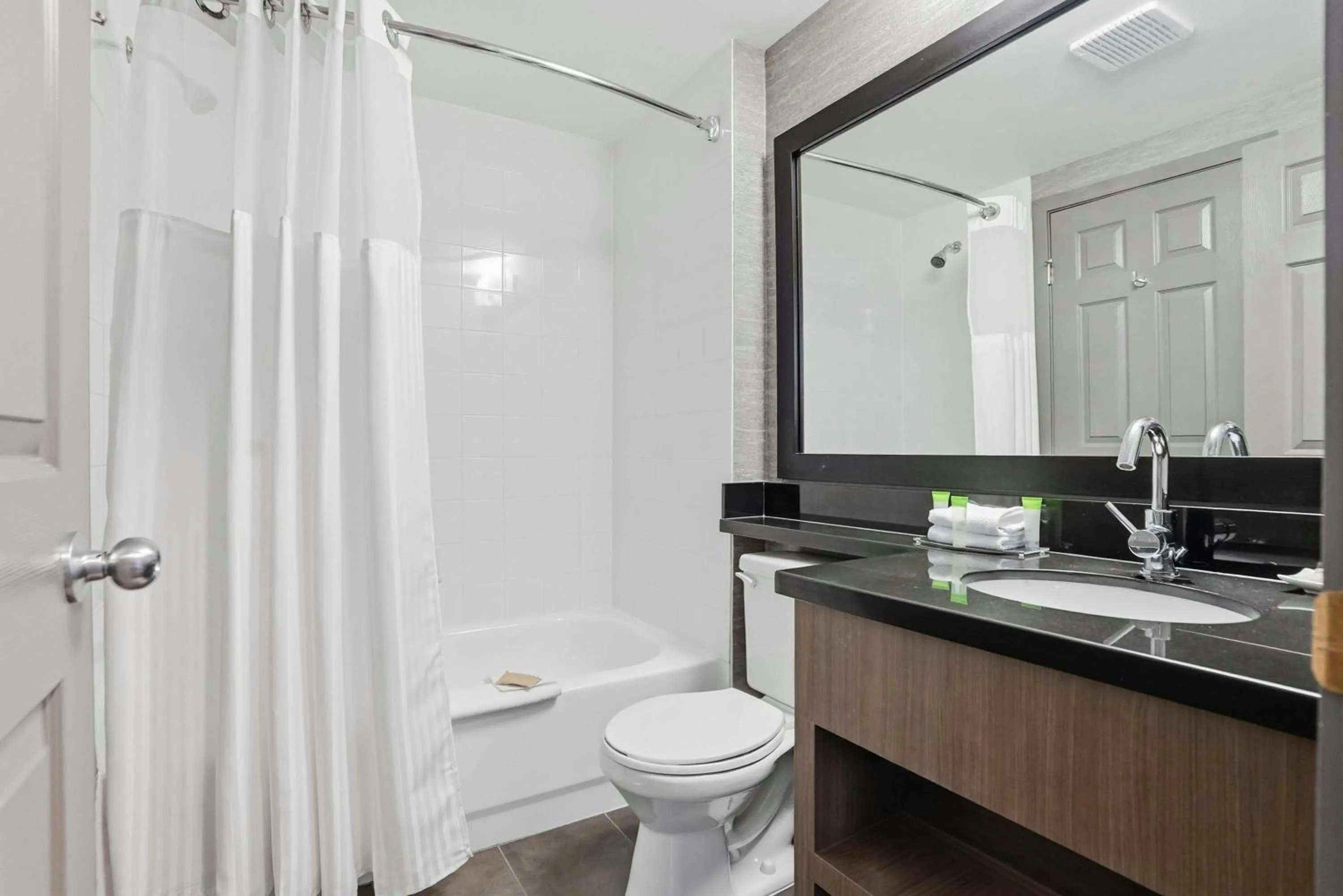 Bathroom in Sandman Hotel Saskatoon