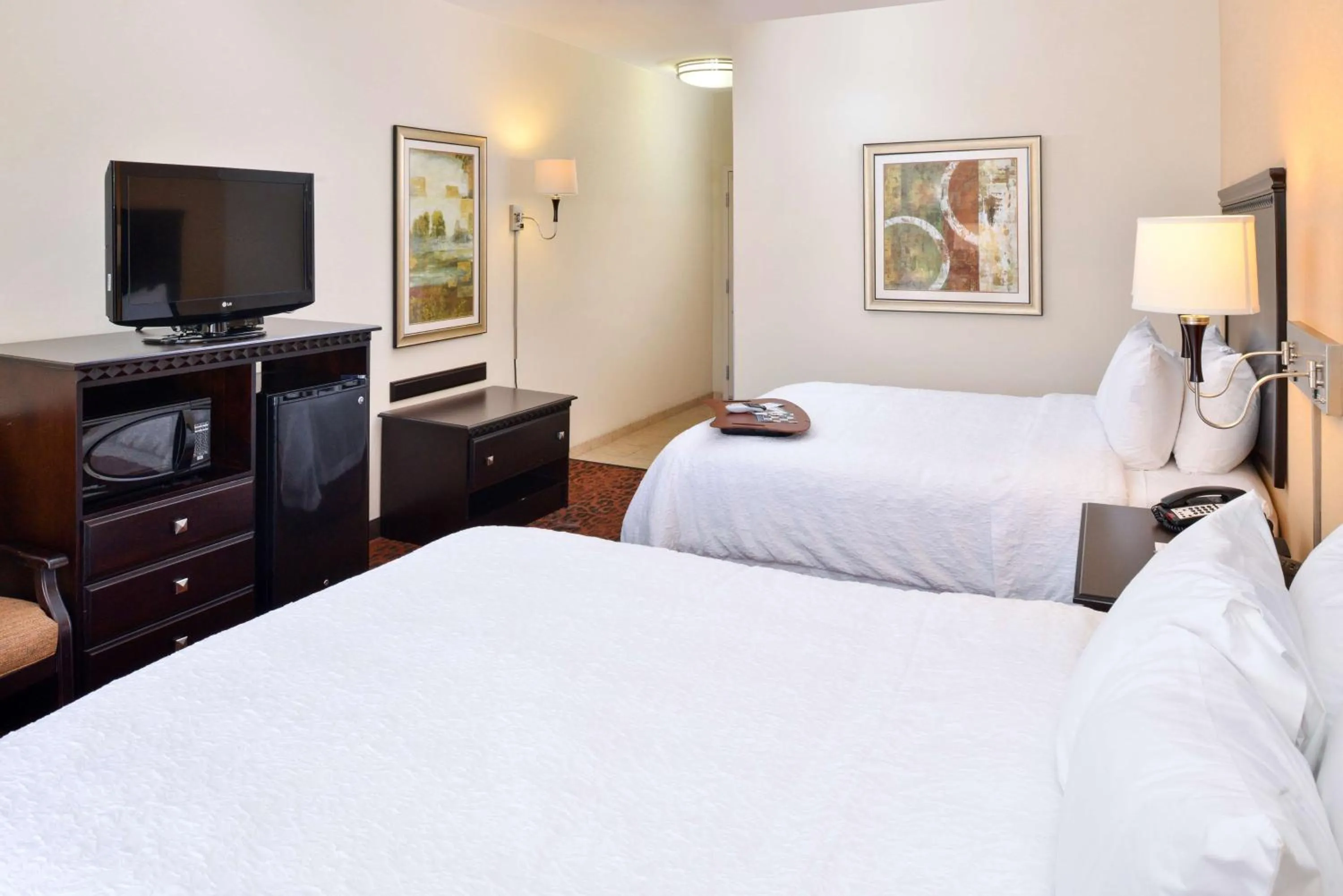 Bed in Hampton Inn Pecos