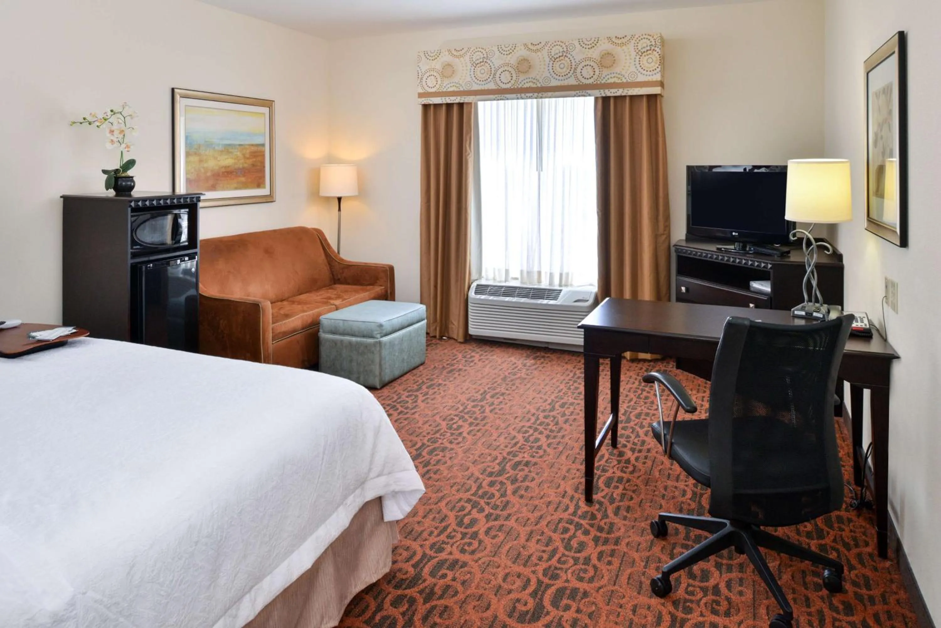 Bed in Hampton Inn Pecos