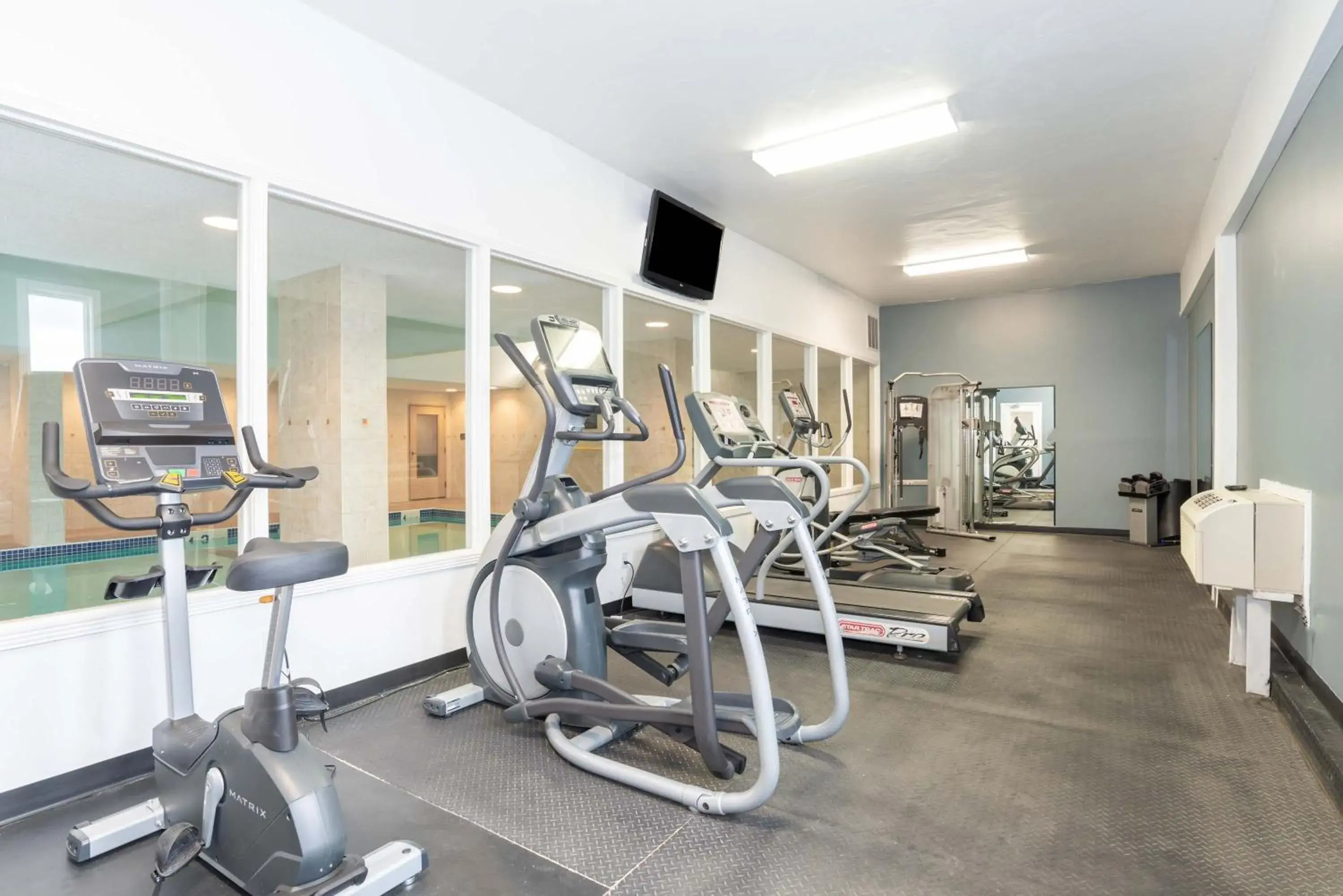 Fitness centre/facilities in Sandman Hotel Lethbridge Fitness centre/facilities in Sandman Hotel Lethbridge