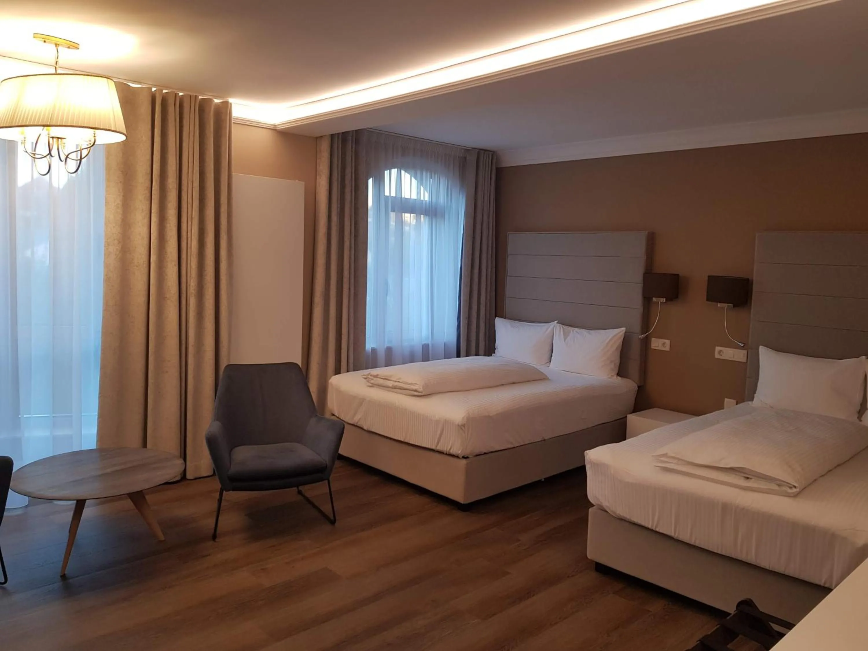 Bedroom, Bed in Atlantic Boutique