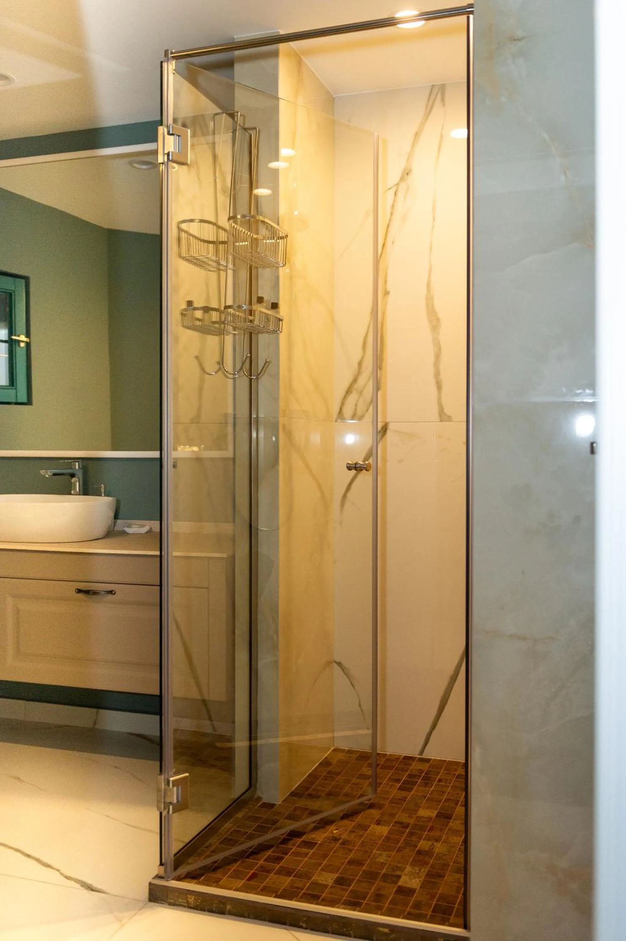 Shower in Atlantic Boutique