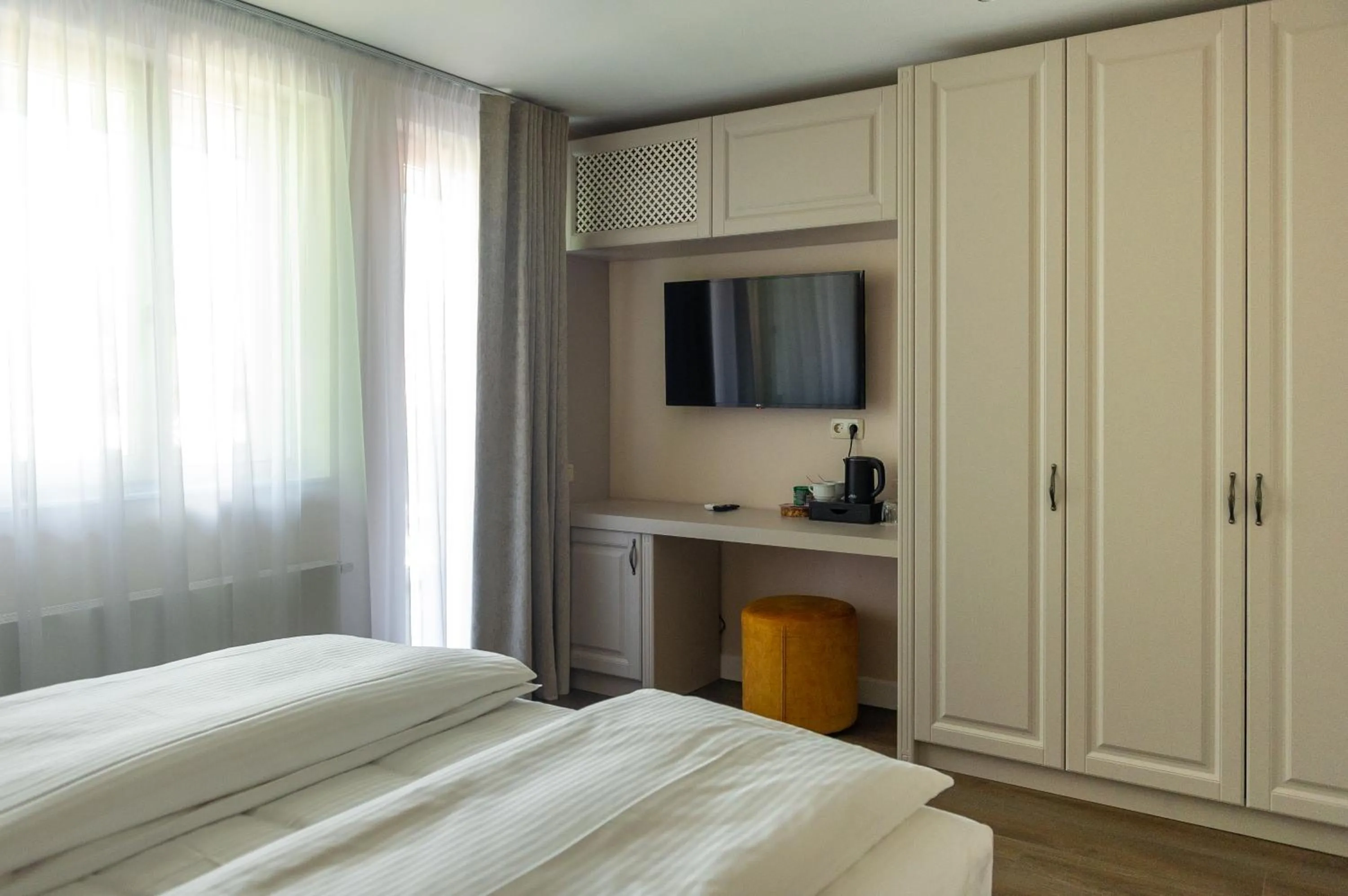 TV and multimedia, Bed in Atlantic Boutique