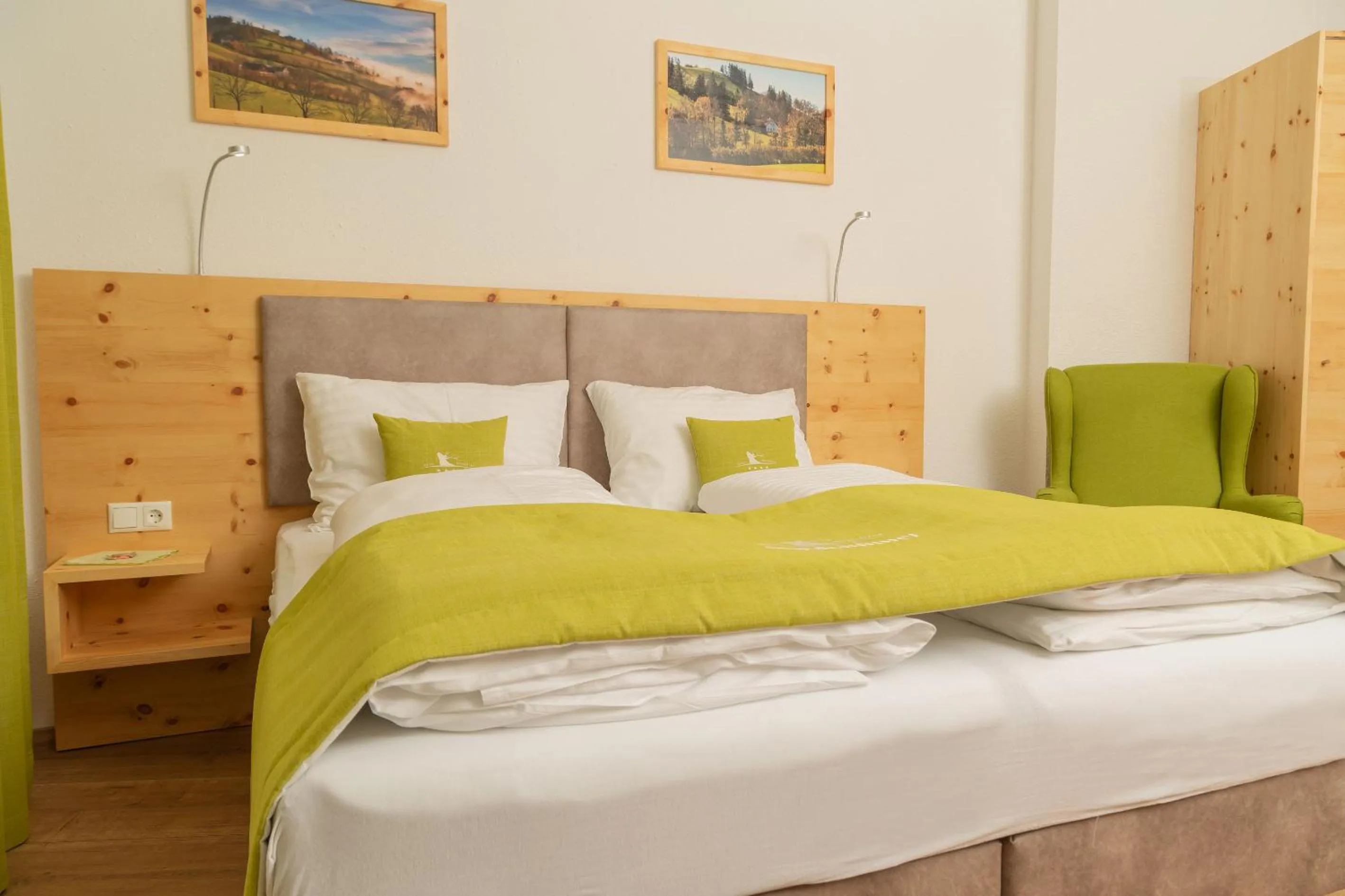 Bed in Landhotel Moshammer