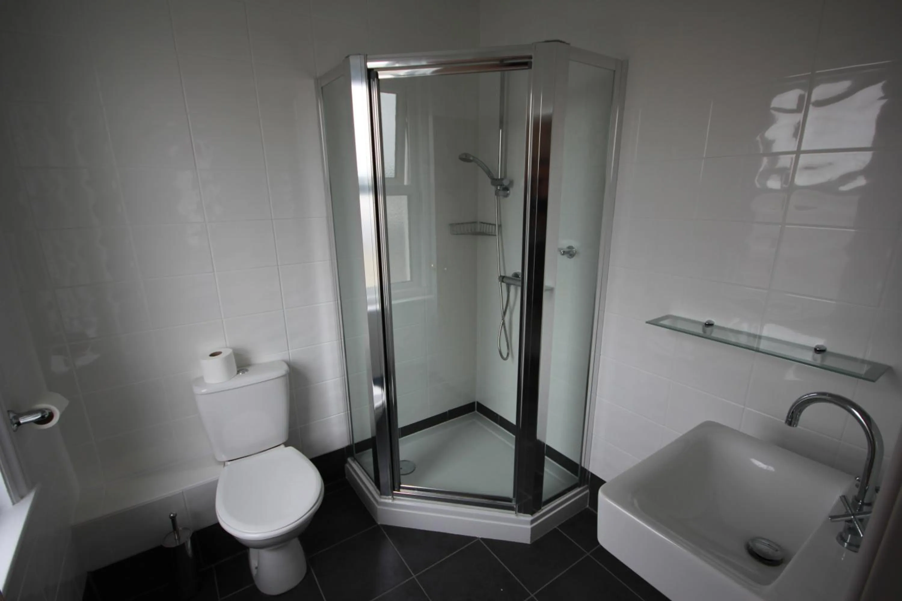 Bathroom in Dolphins Hotel