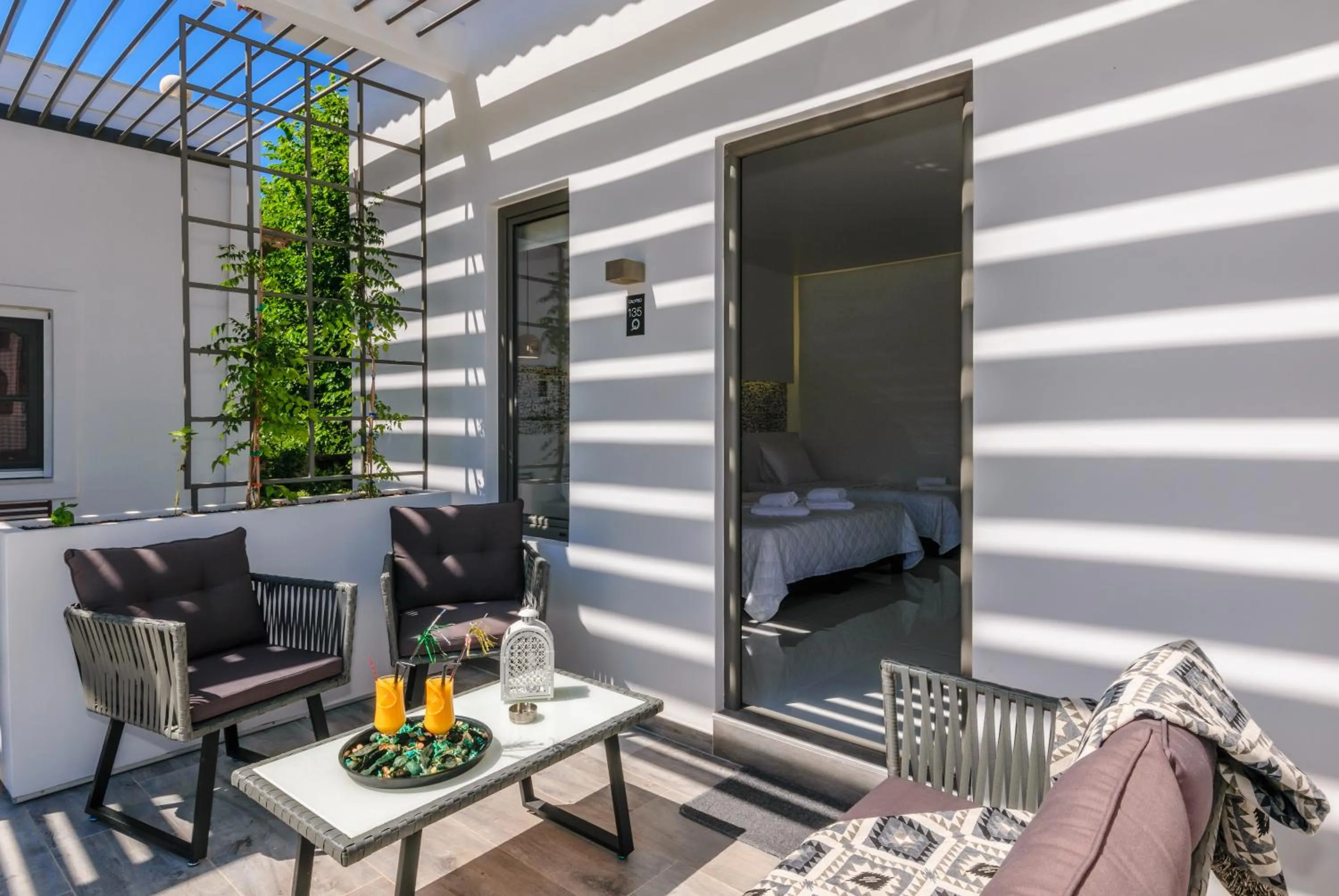 Balcony/Terrace in Sunny Garden Hotel