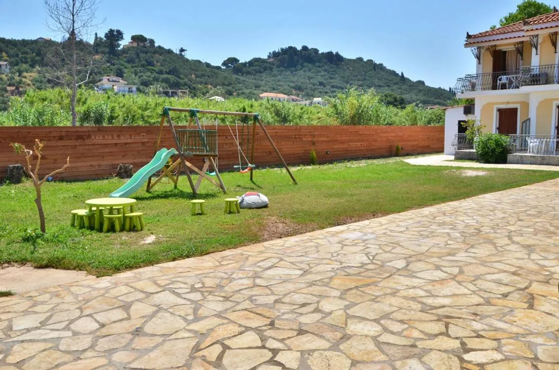 Garden in Sunny Garden Hotel