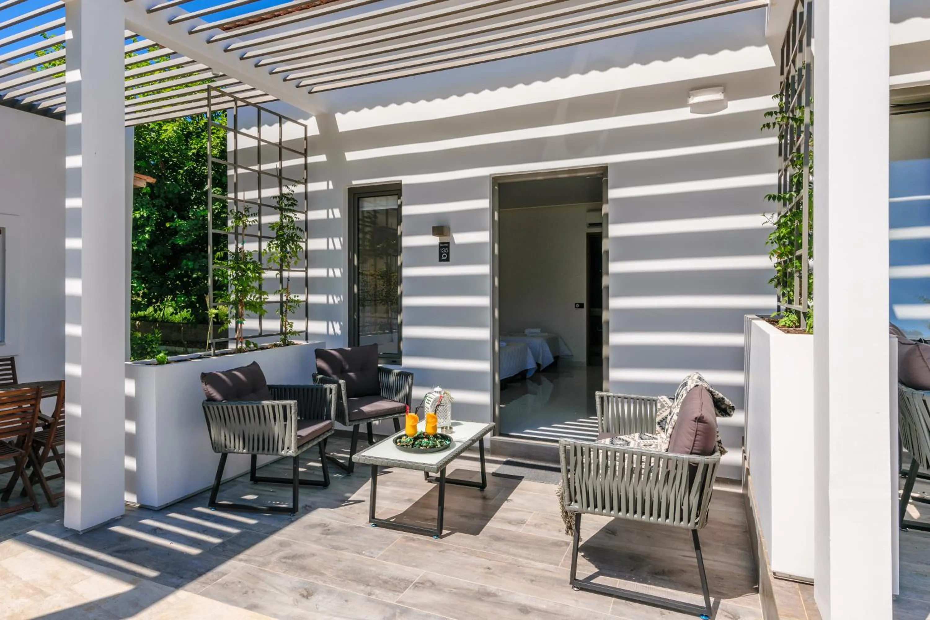 Balcony/Terrace in Sunny Garden Hotel