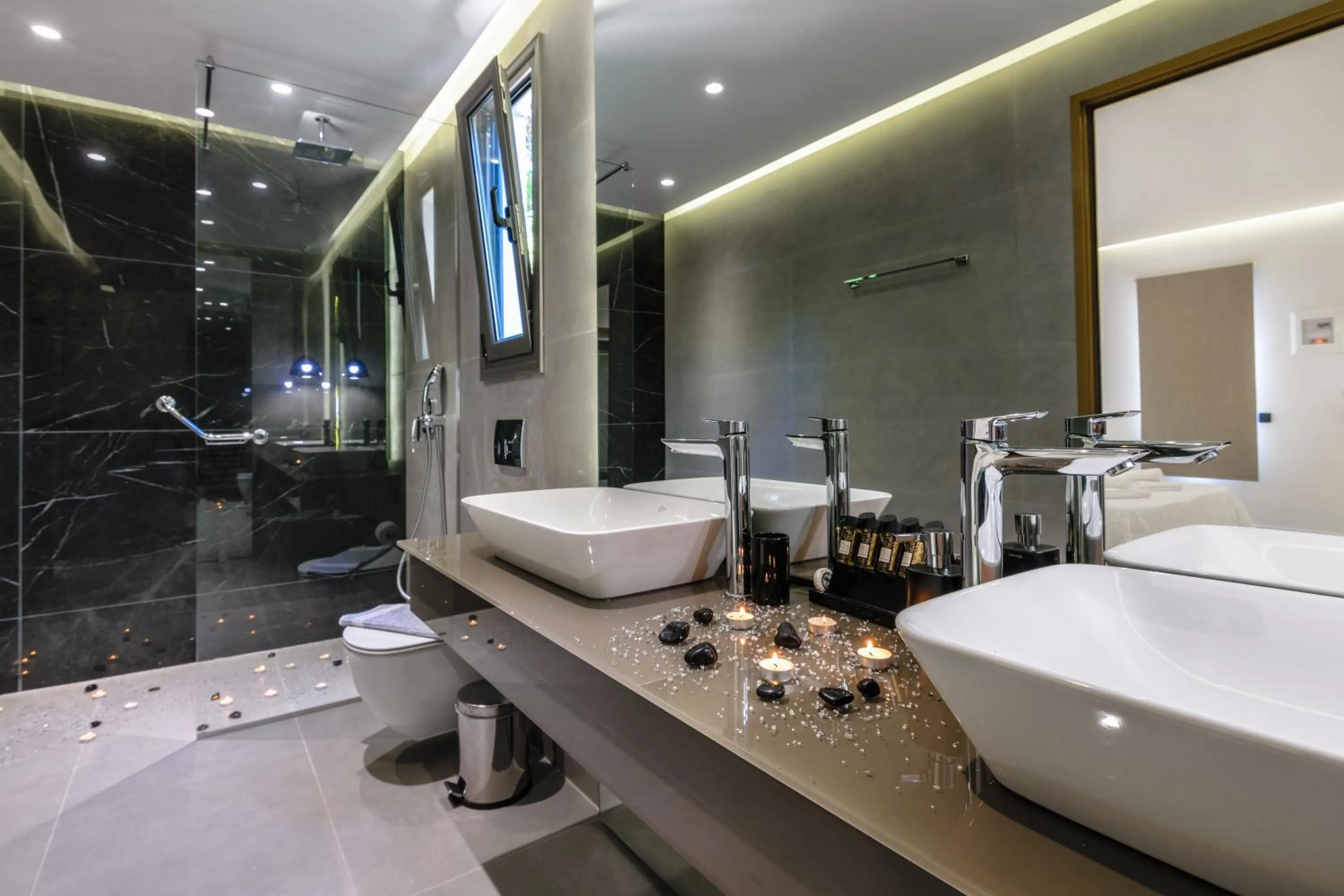 Bathroom in Sunny Garden Hotel