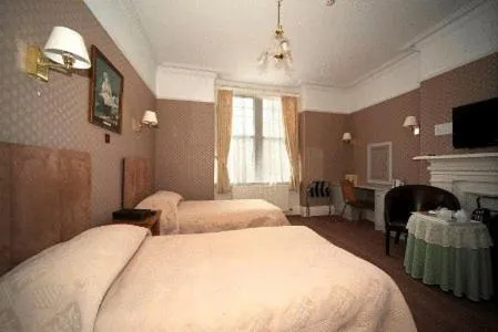 Photo of the whole room, Bed in Eskdale Lodge