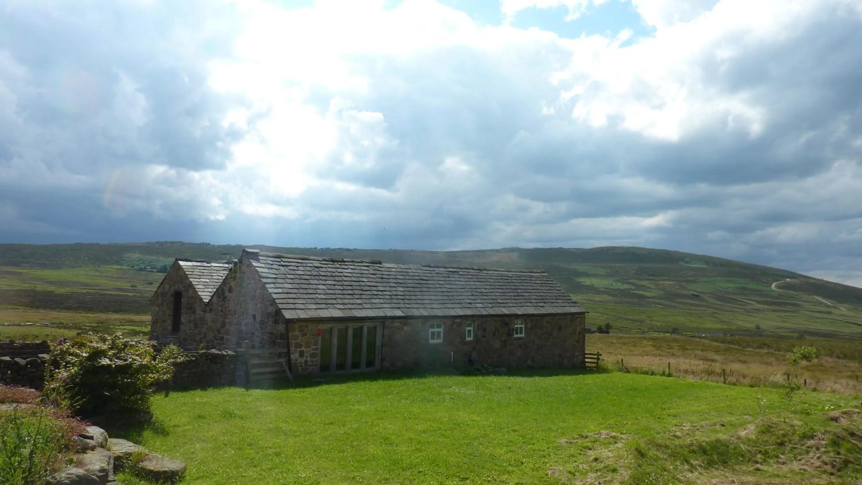 Hazel Barrow Farm Cottage