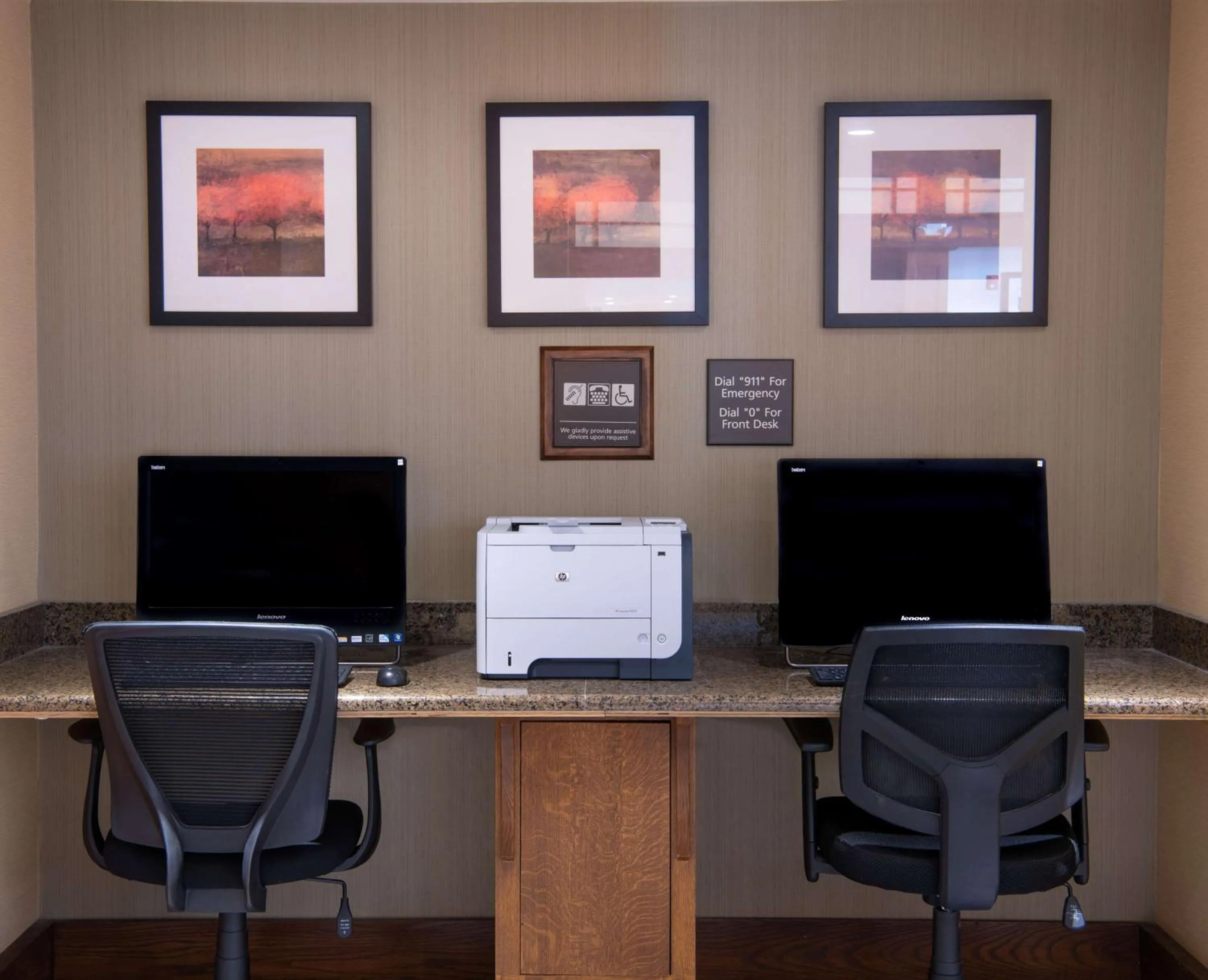 Business facilities in Hampton Inn & Suites Rochester/Victor