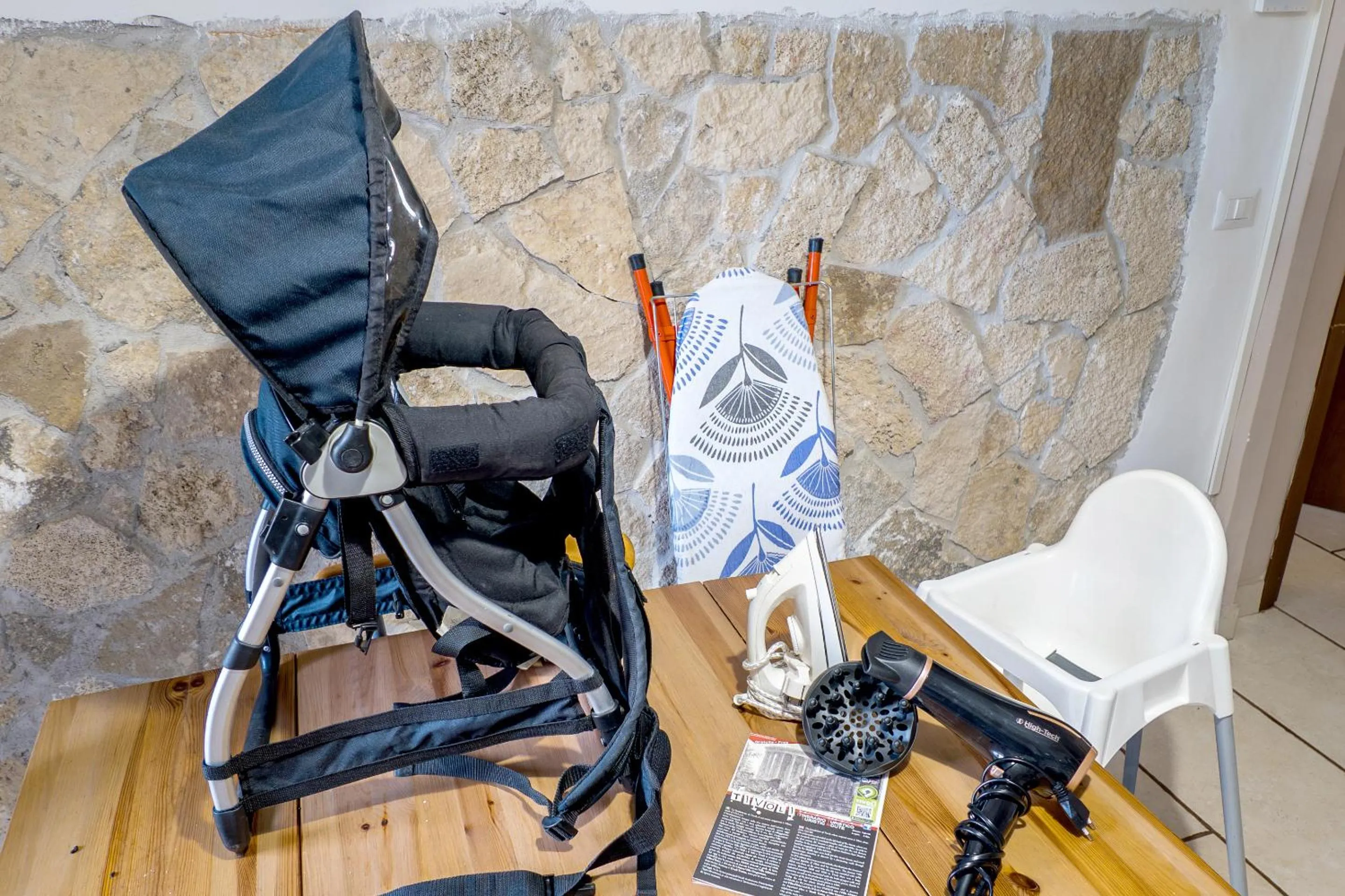 young children in Vecchio Treno guest house