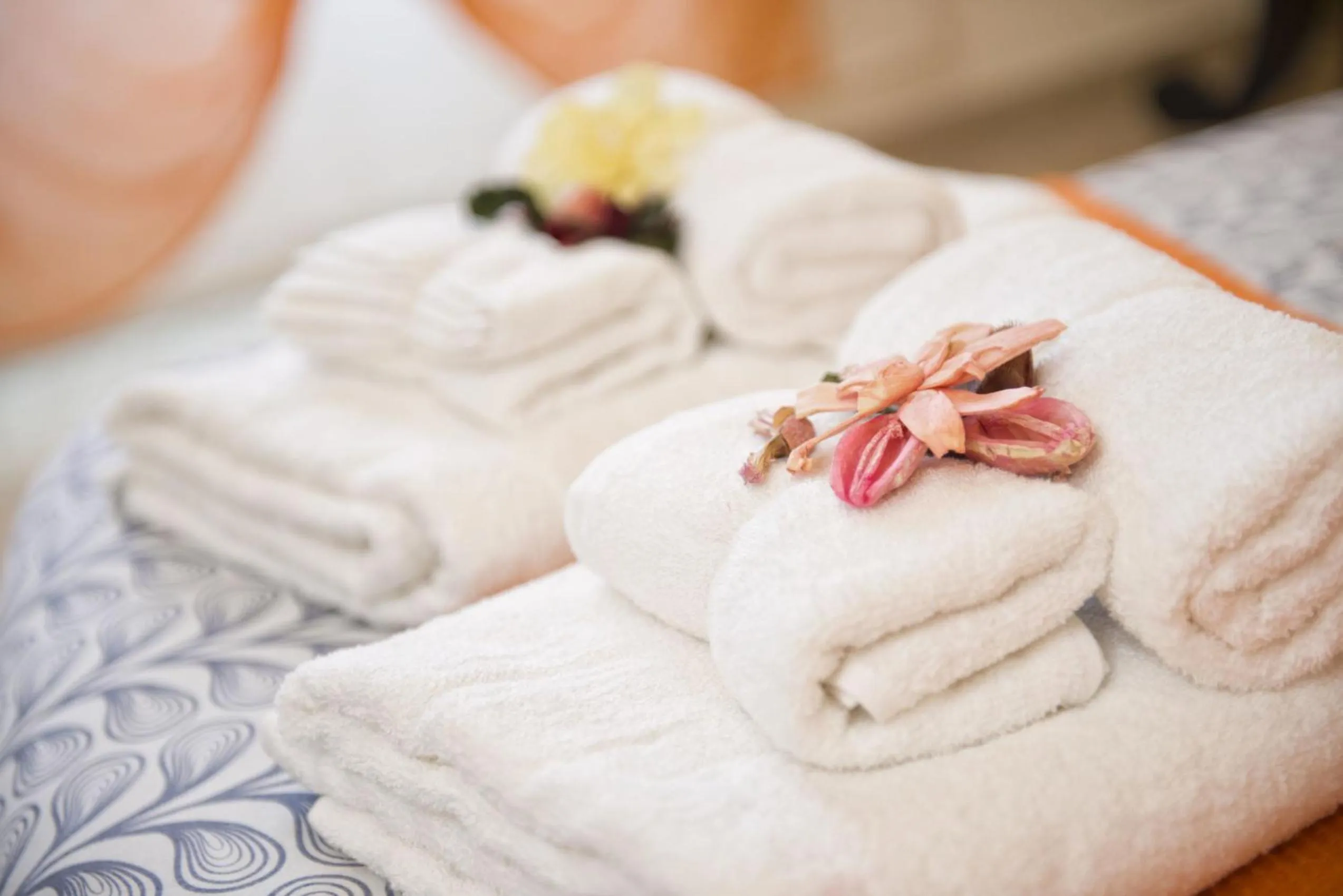 Decorative detail, Bed in Vecchio Treno guest house