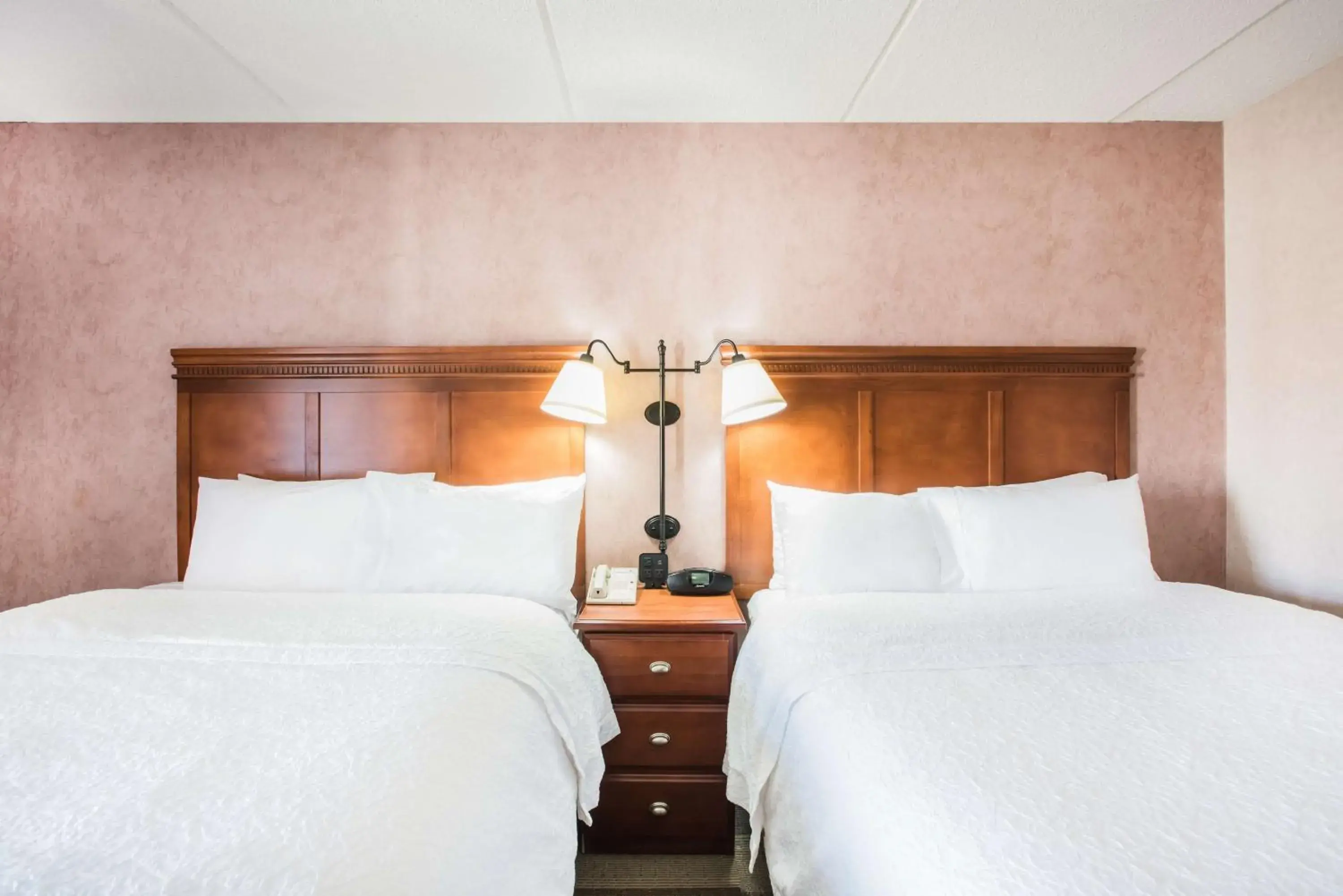 Bed in Hampton Inn West Springfield Bed in Hampton Inn West Springfield