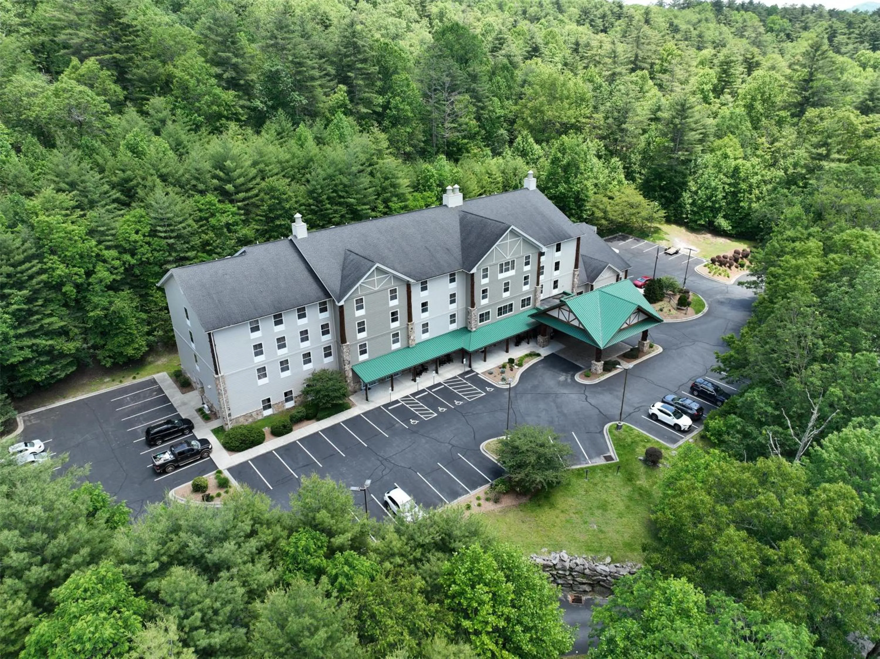 Hampton Inn & Suites Cashiers - Sapphire Valley