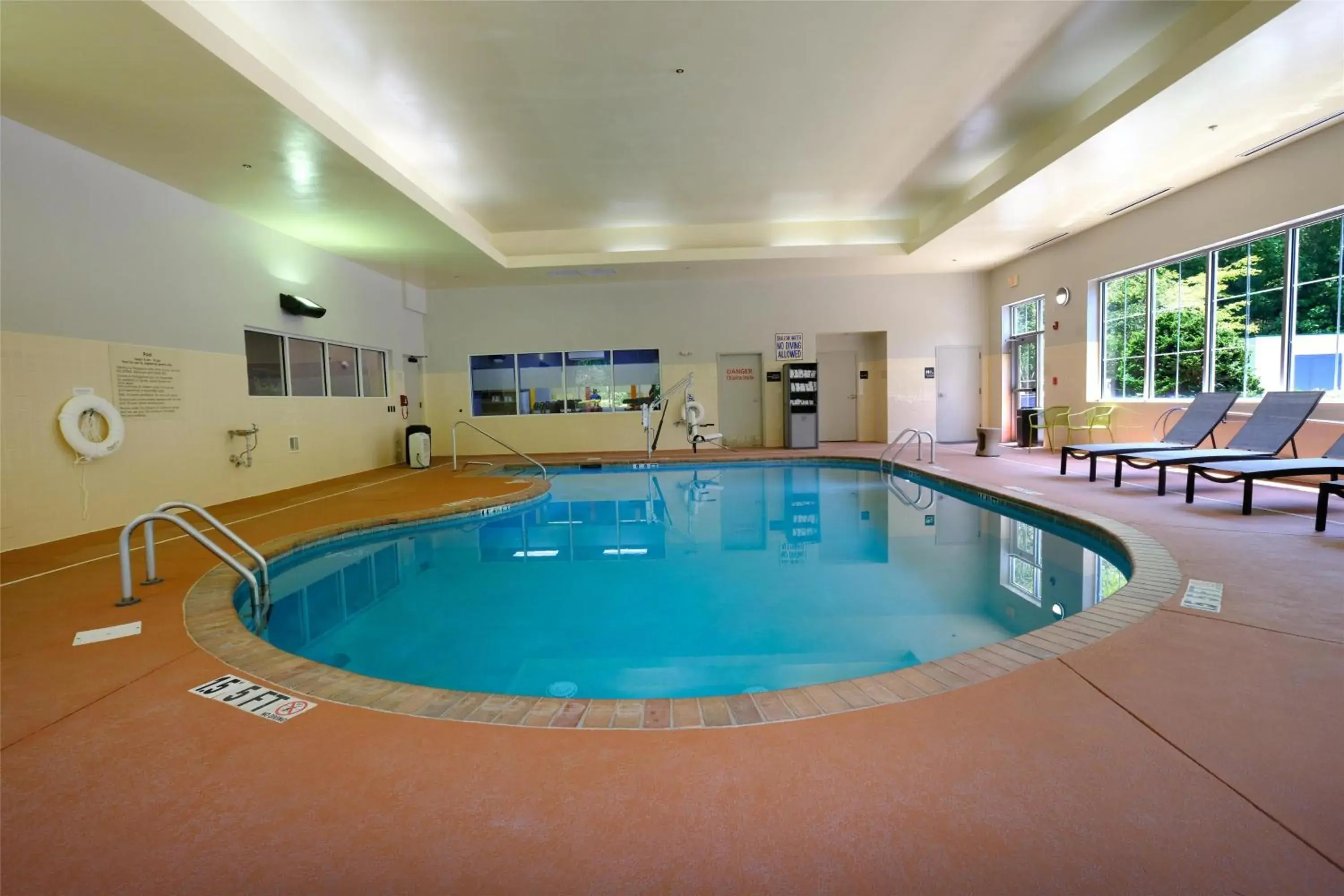 Pool view in Hampton Inn & Suites Cashiers - Sapphire Valley Pool view in Hampton Inn & Suites Cashiers - Sapphire Valley