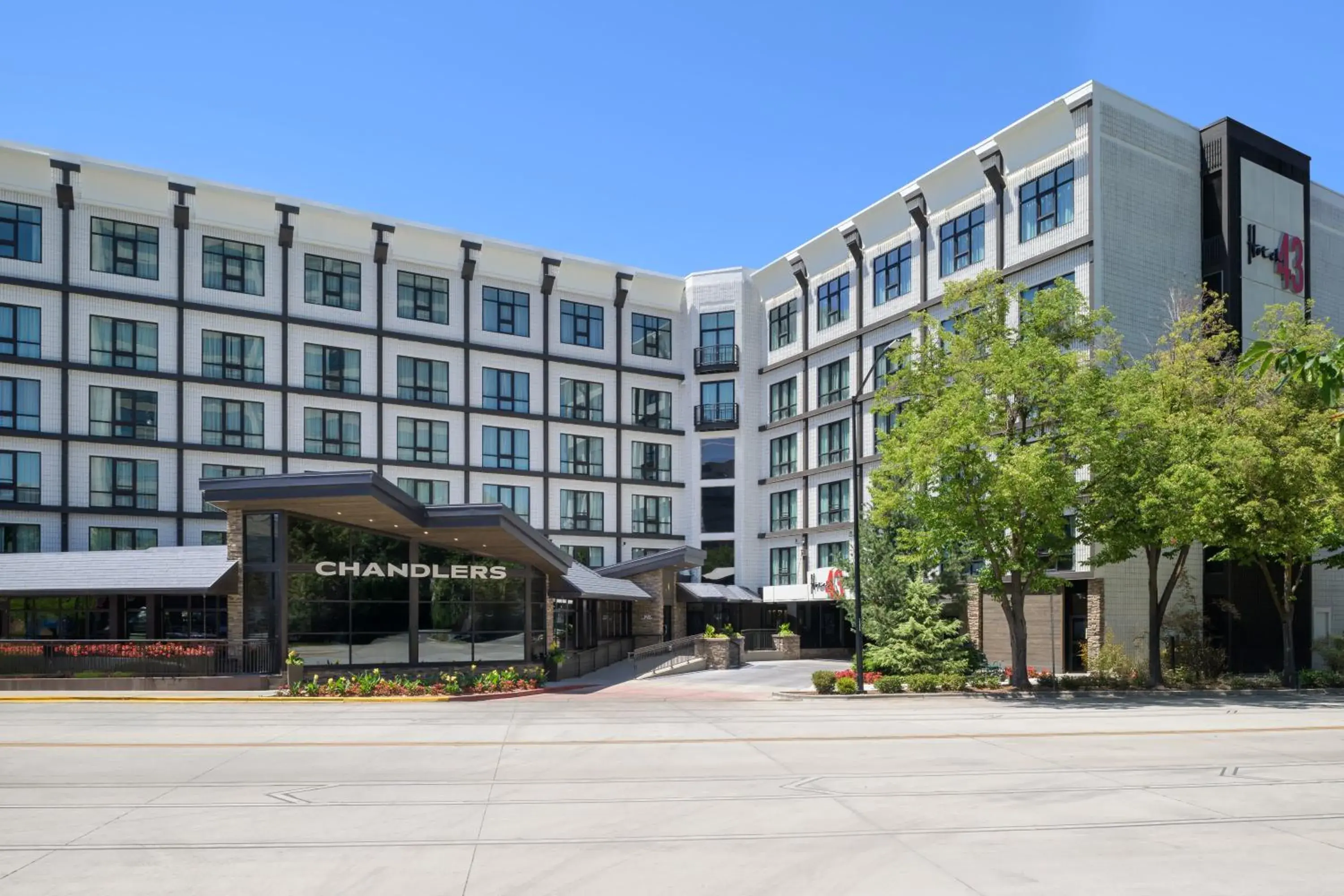 Property building in Hotel 43 Boise Property building in Hotel 43 Boise