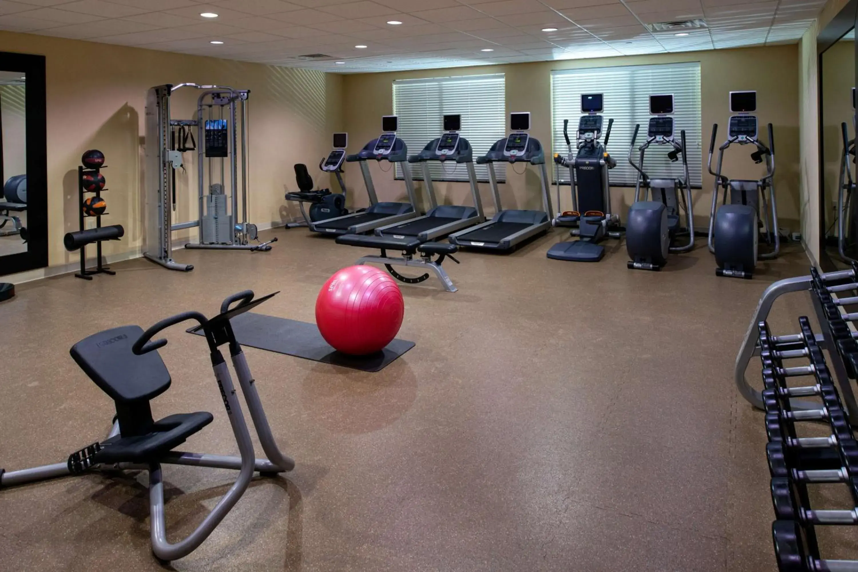 Fitness centre/facilities in Hilton Garden Inn Denton Fitness centre/facilities in Hilton Garden Inn Denton