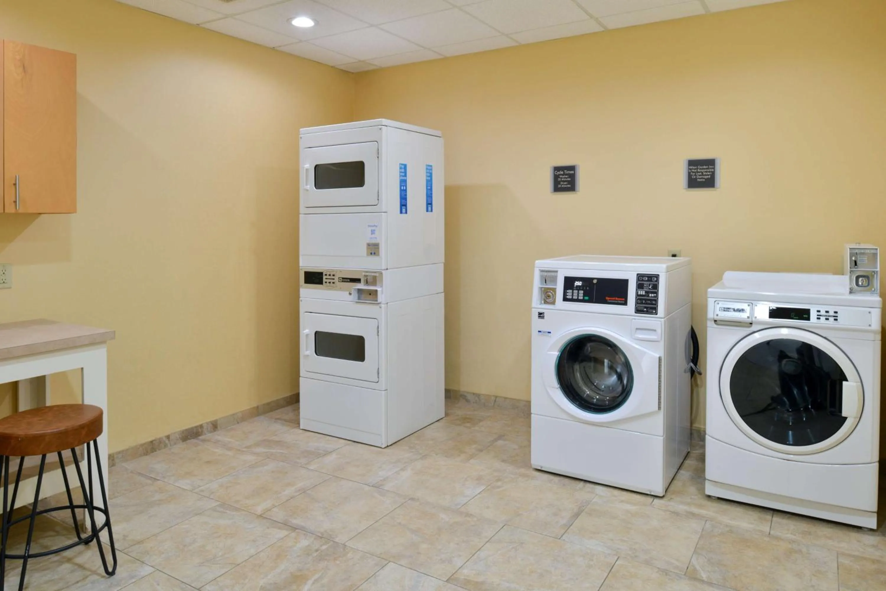 Property building in Hilton Garden Inn Denton