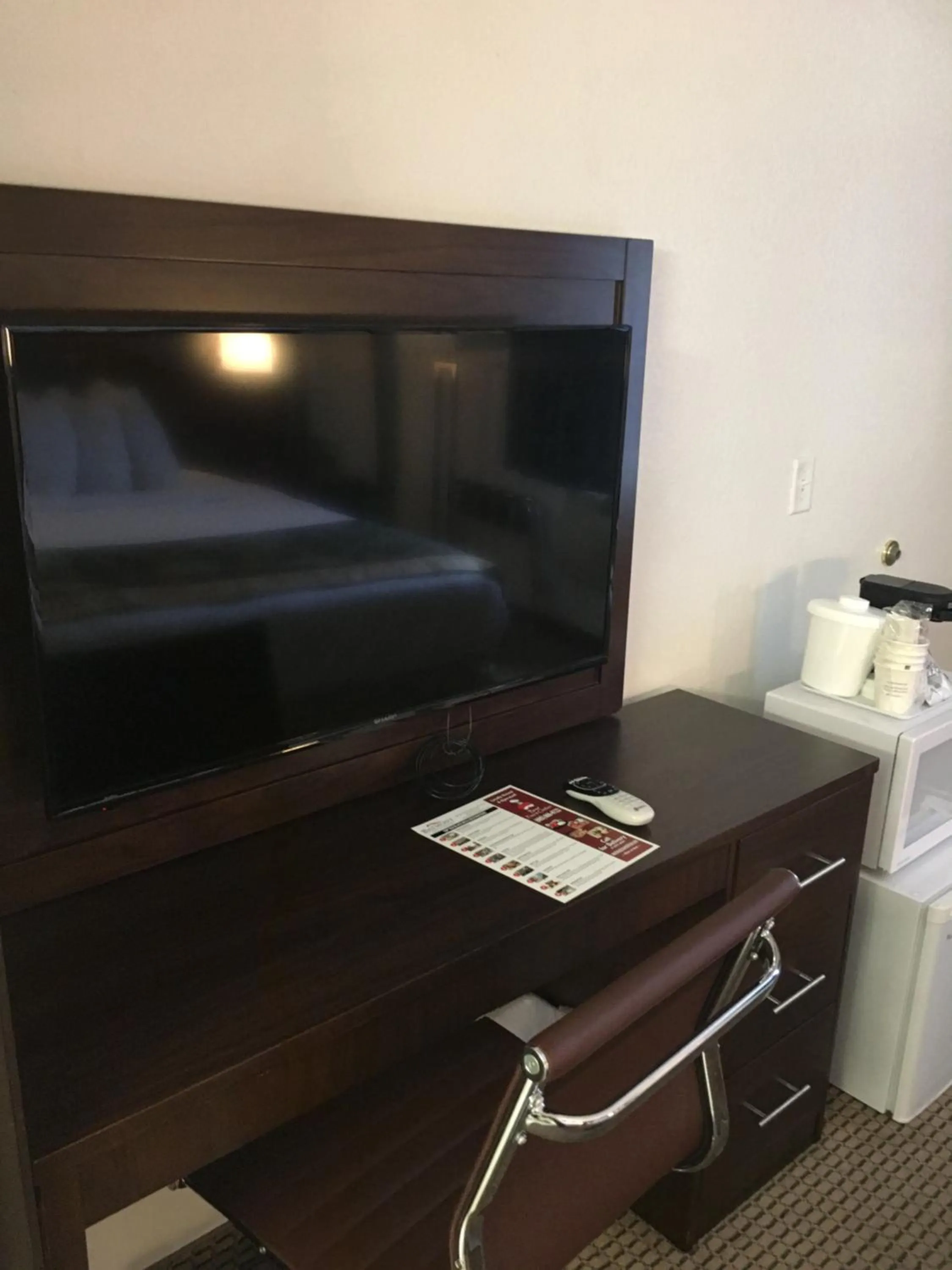 TV and multimedia in Baymont by Wyndham Keystone Near Mt. Rushmore