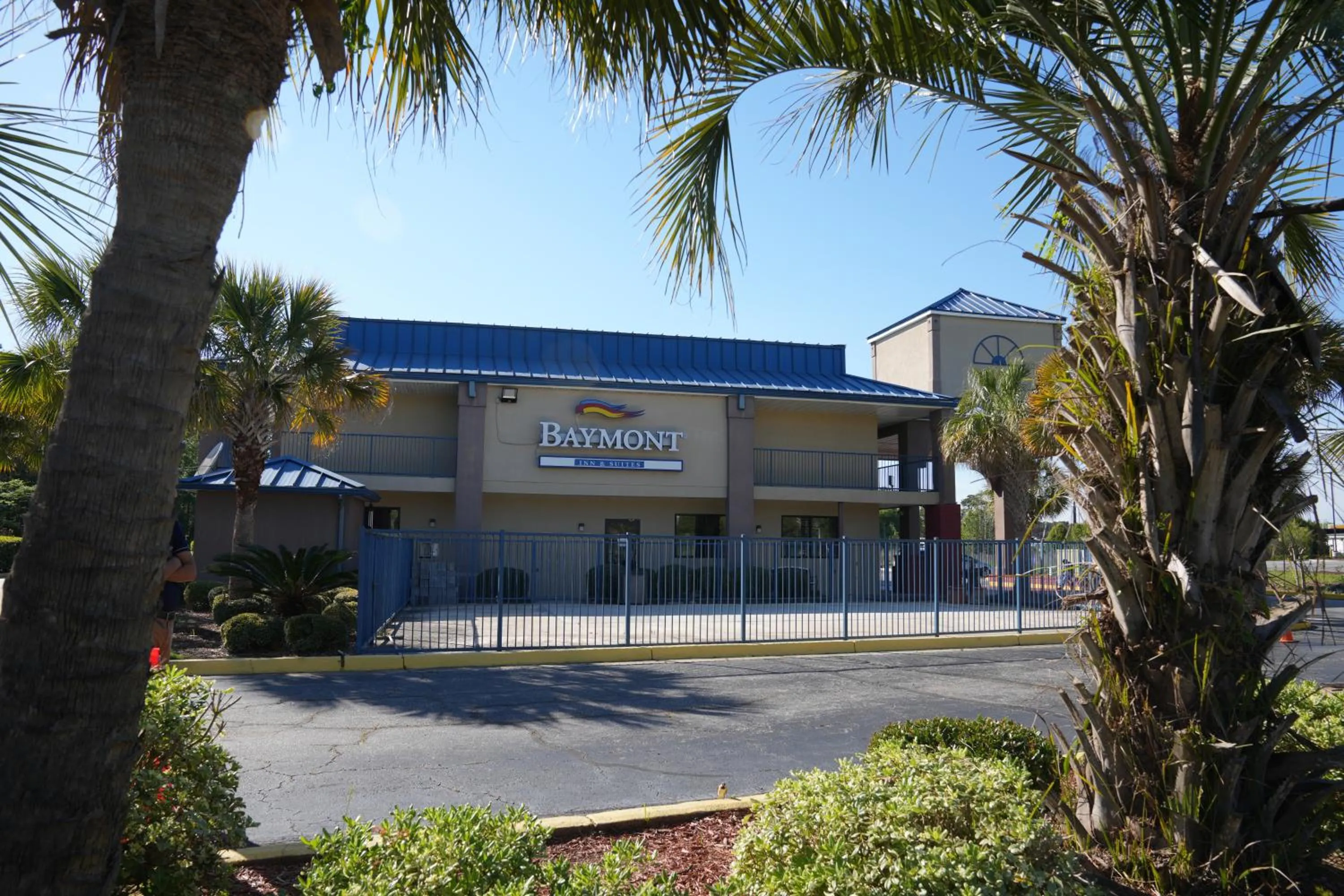 Property building in Baymont by Wyndham Manning