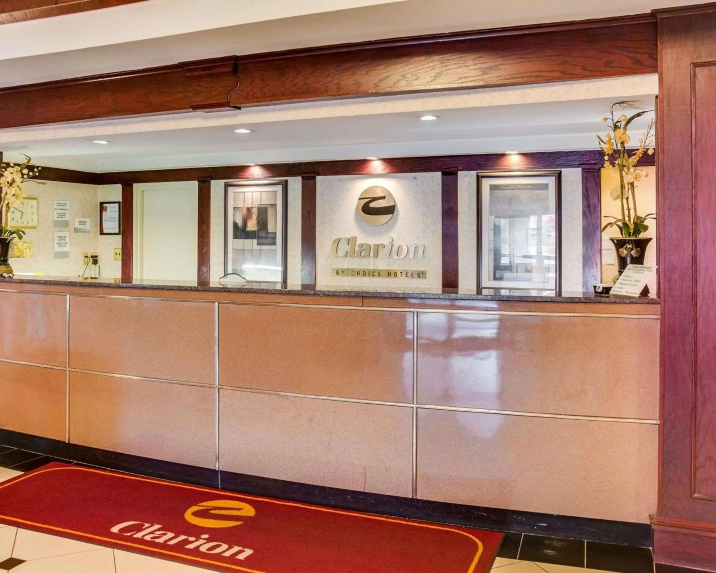 Lobby or reception in Clarion Inn Fredericksburg North Lobby or reception in Clarion Inn Fredericksburg North