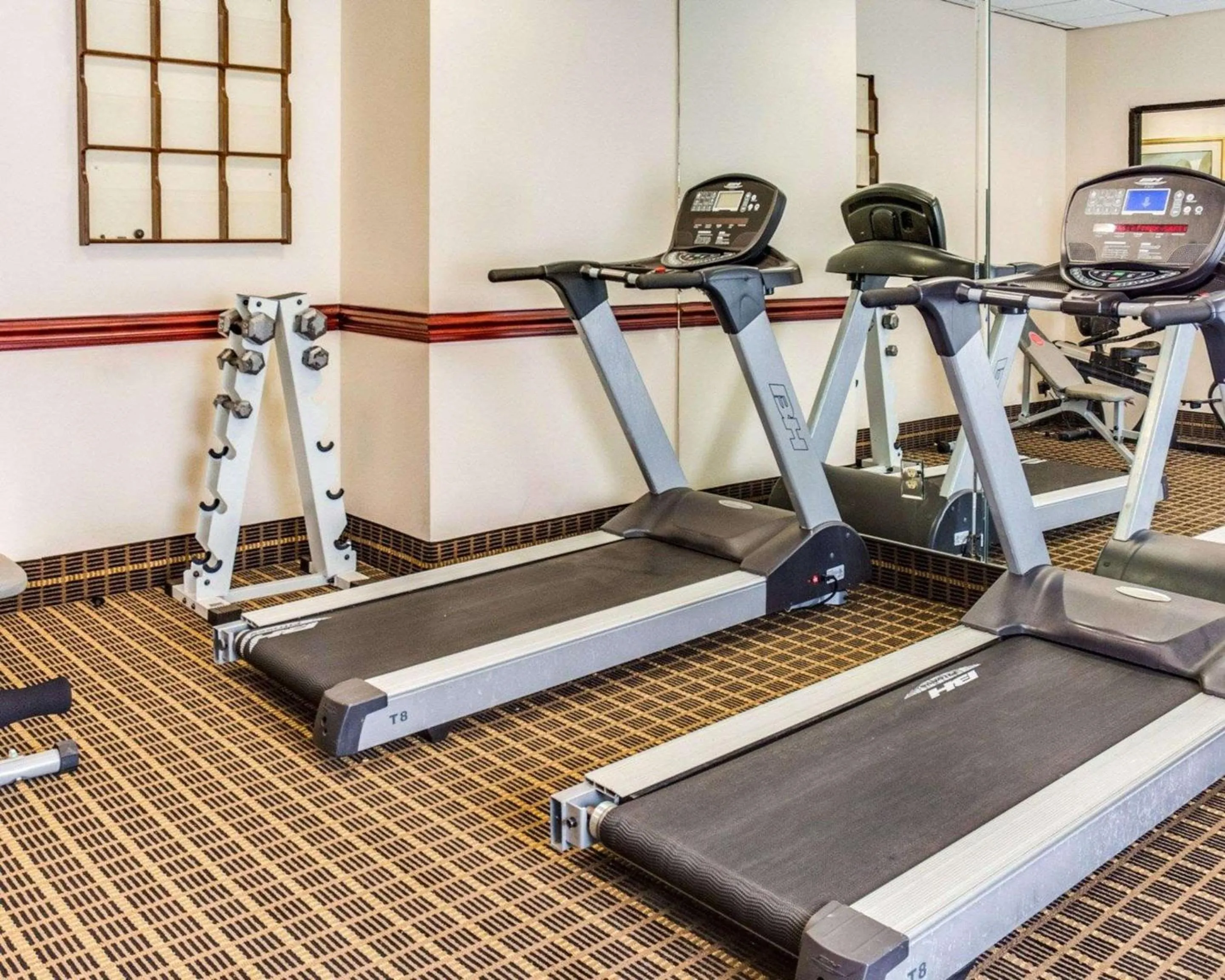 Fitness centre/facilities in Clarion Inn Fredericksburg North