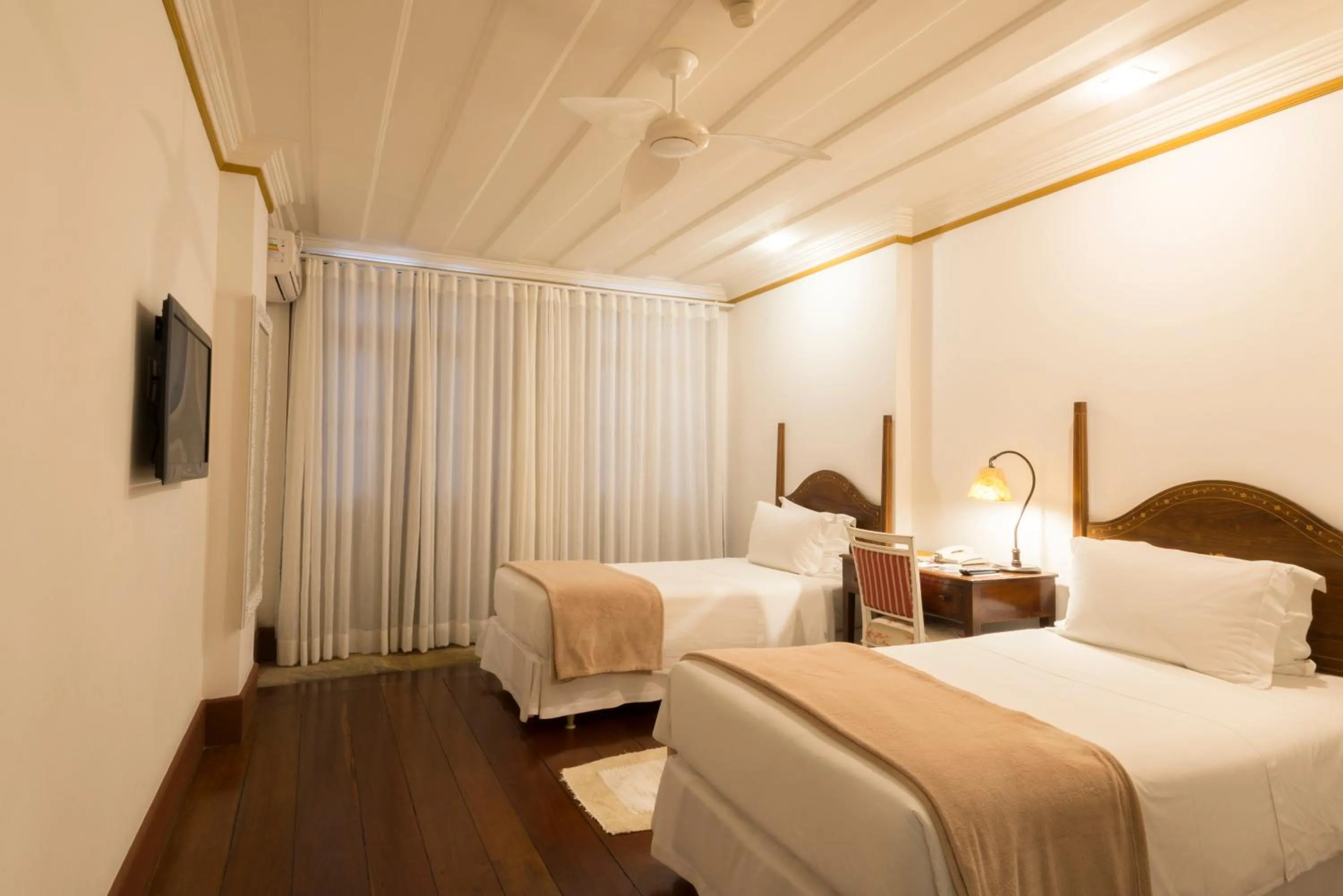 Bed in Hotel Solar do Rosário