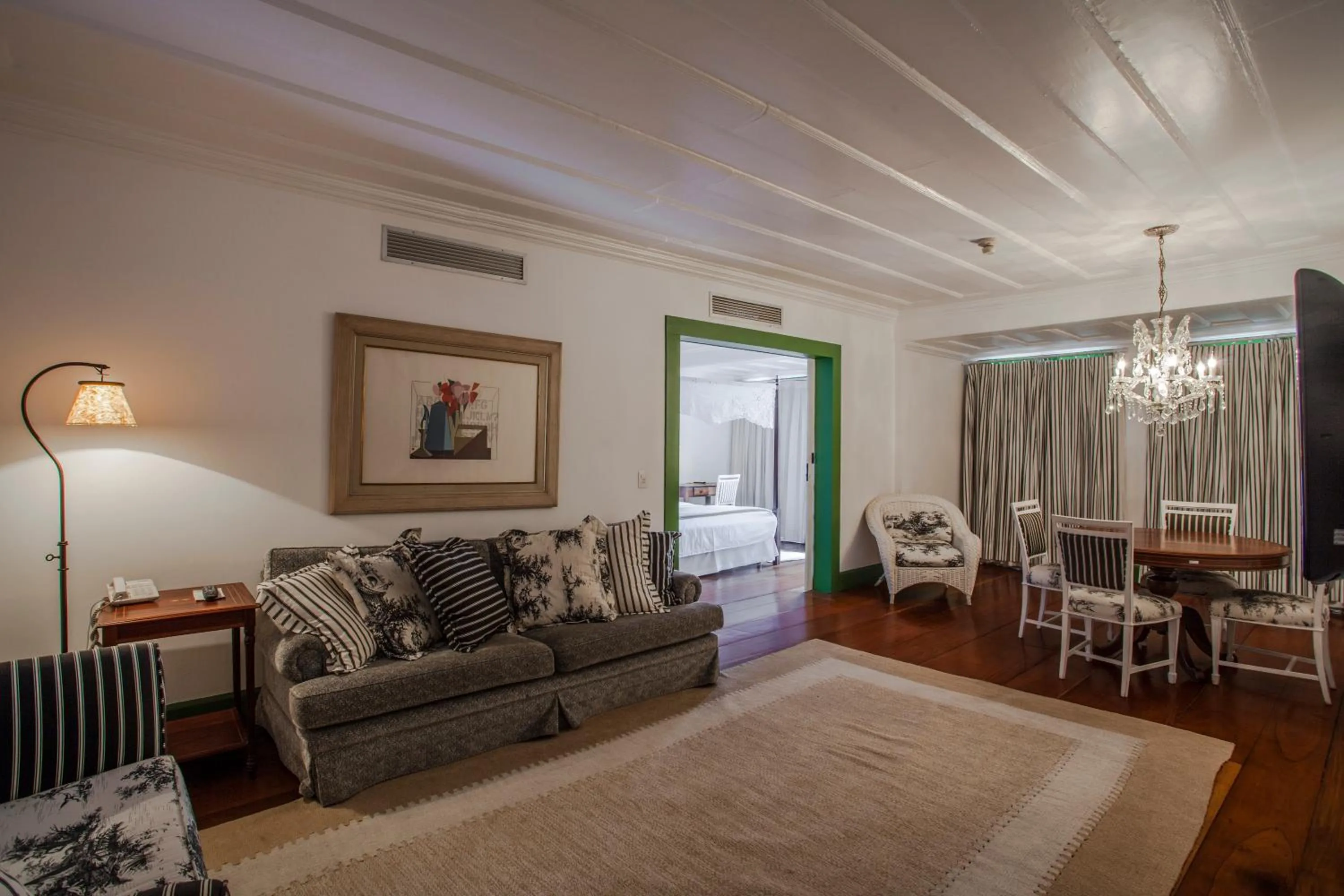 Living room, Bed in Hotel Solar do Rosário